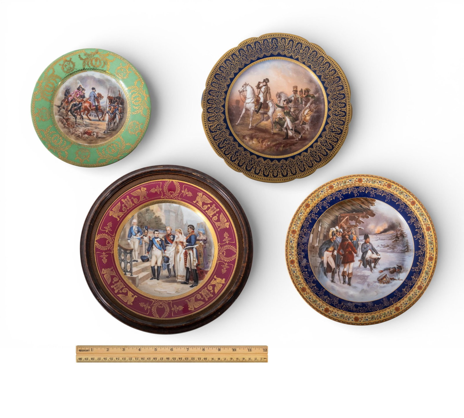 Napoleonic Porcelain Cabinet Sevres Style Antique Display Picture Plates: Keywords: NO RESERVE, Sevres, Meissen, Cabinet Plates, Military Scene, Horace Vernet, Hand Painted, Decorative Plates, French Empire Style, Historical Scene, Wall Plates Summary: Group of four Napoleo