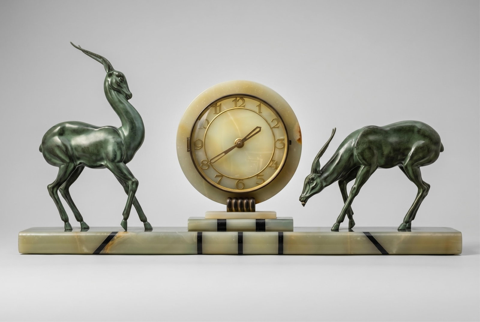 No Reserve- Art Deco Hardstone And Spelter Antelope Mantel Clock (1 of 8)