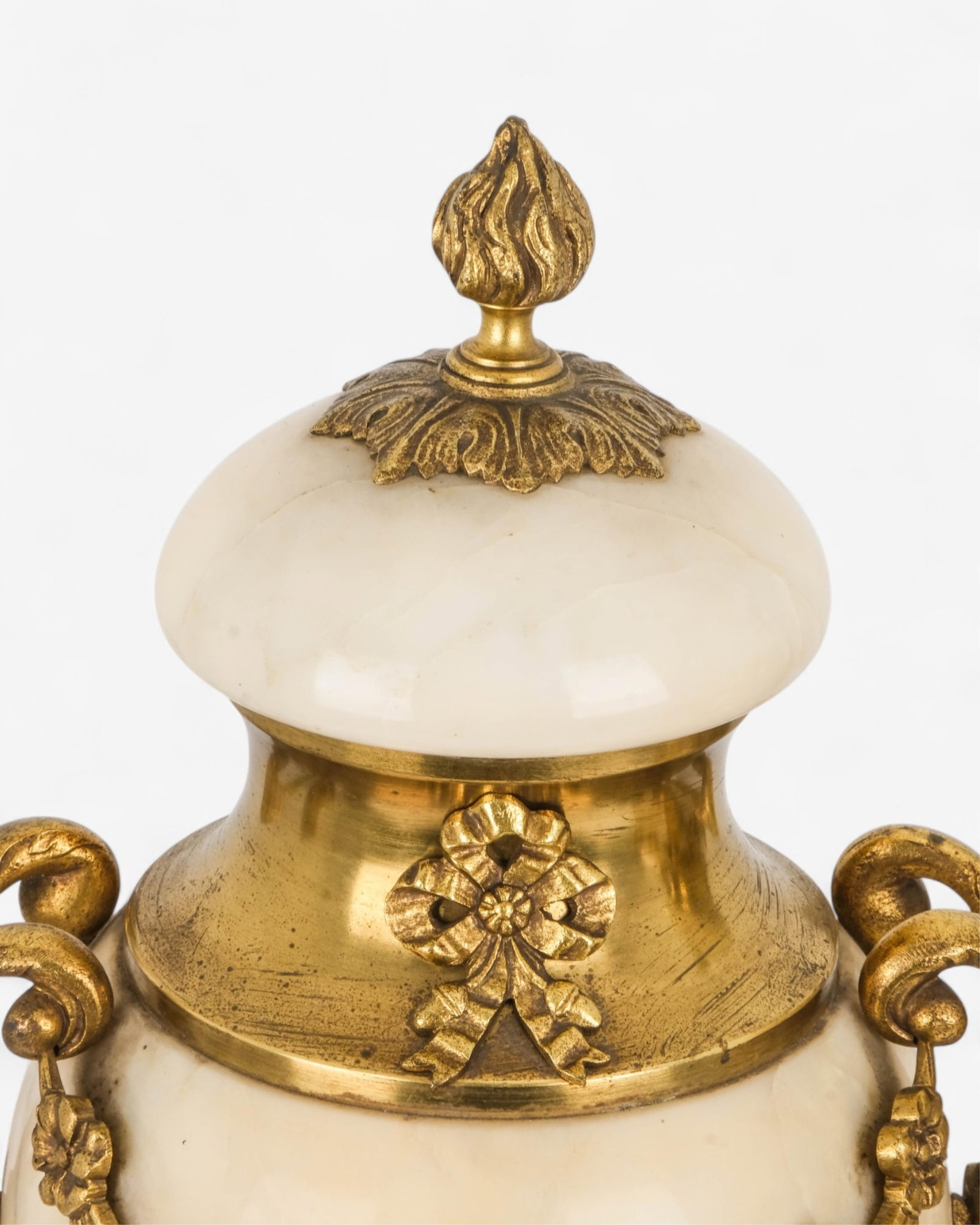 No Reserve- Pair of French Neoclassical Onyx and Gilt Bronze Cassolette Urns, 19th Century - 2