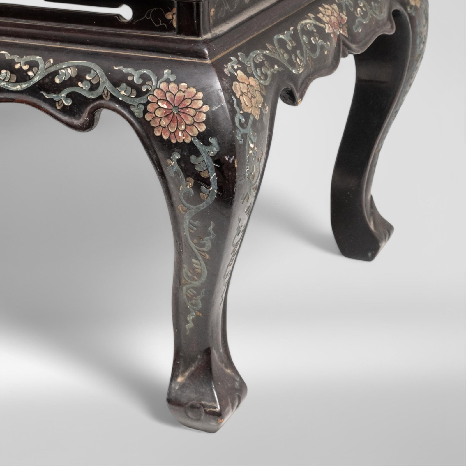 No Reserve- Chinese Black Coromandel Lacquer Inlay Low Table - 10