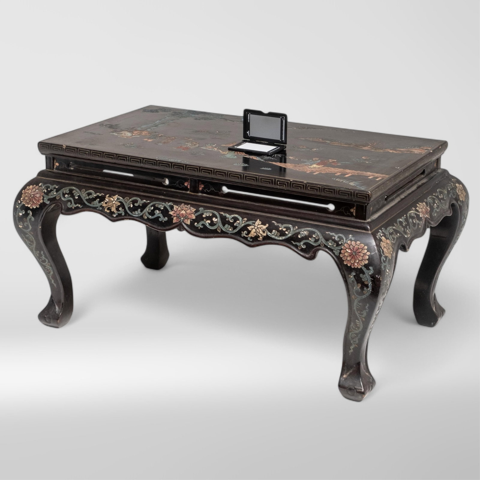 No Reserve- Chinese Black Coromandel Lacquer Inlay Low Table - 20