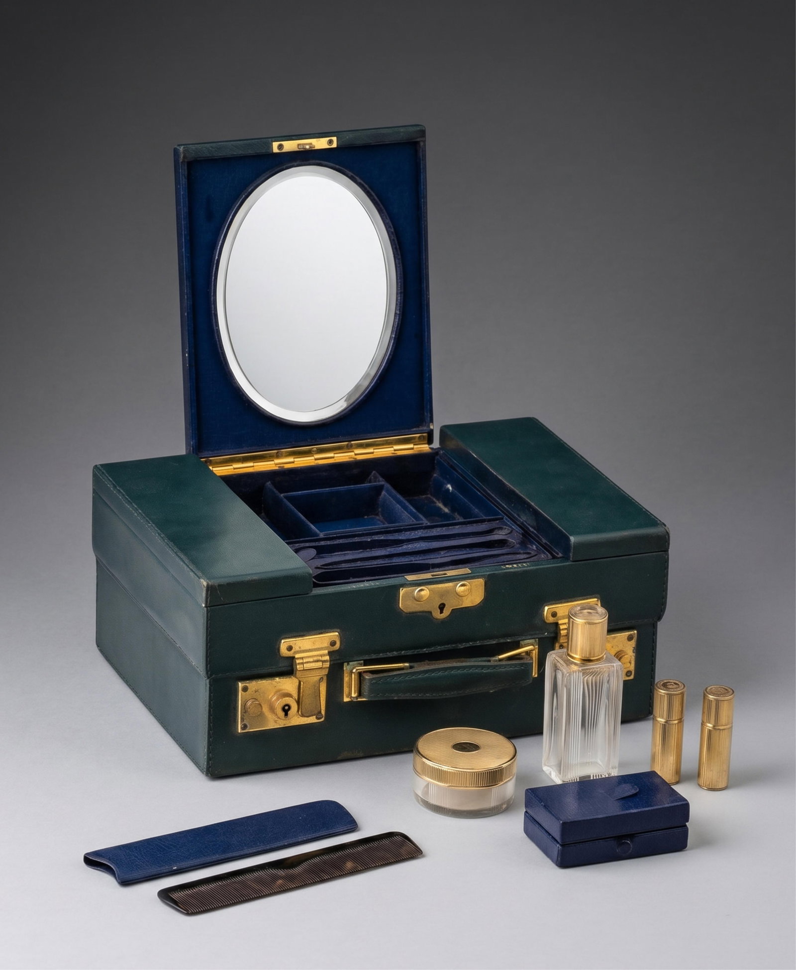 No Reserve- Cartier Signed Leather Travel Vanity Case With Toiletry Set (1 of 12)