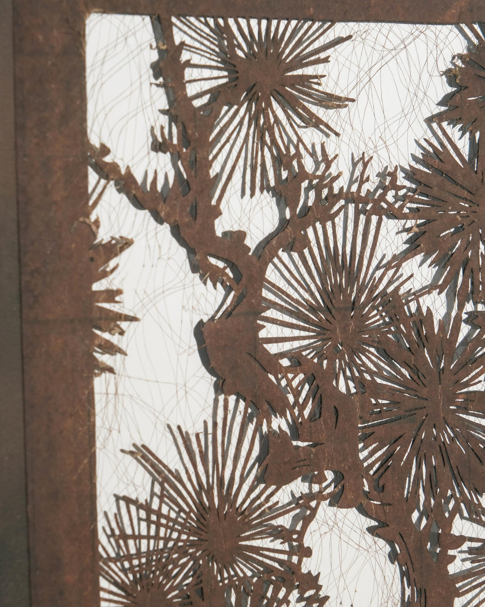No Reserve- Pair Of Botanical Mirrored Paper Cut Artworks - 4
