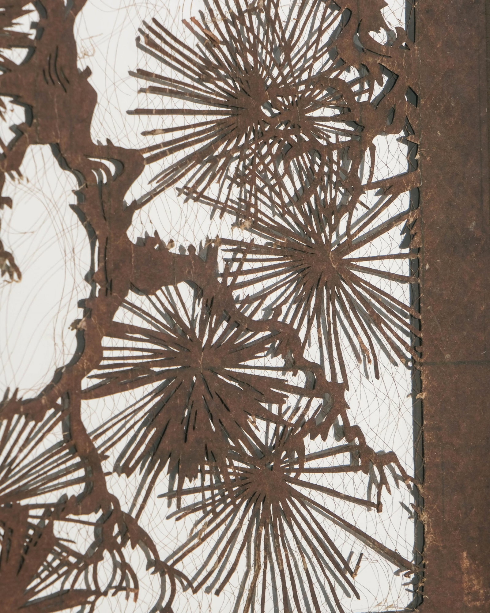 No Reserve- Pair Of Botanical Mirrored Paper Cut Artworks - 9