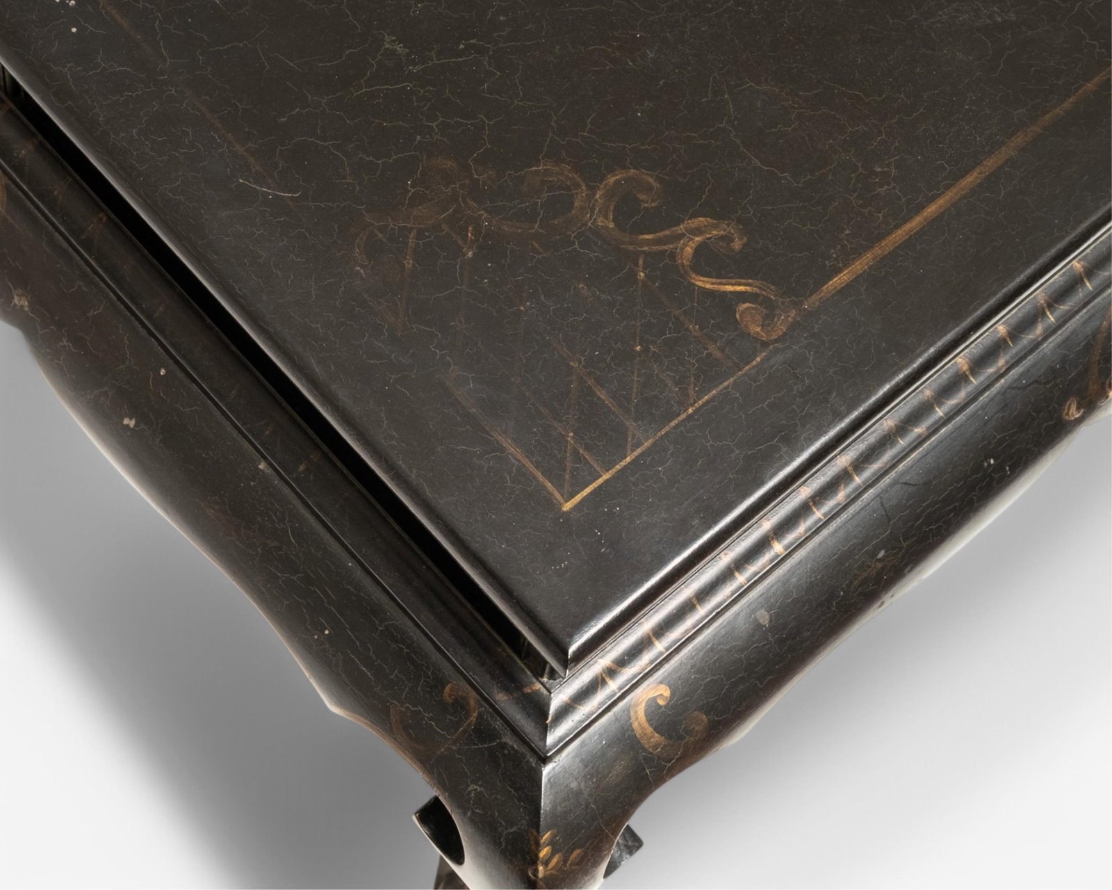 No Reserve- Antique Black Lacquered and Gilt Low Table - 5