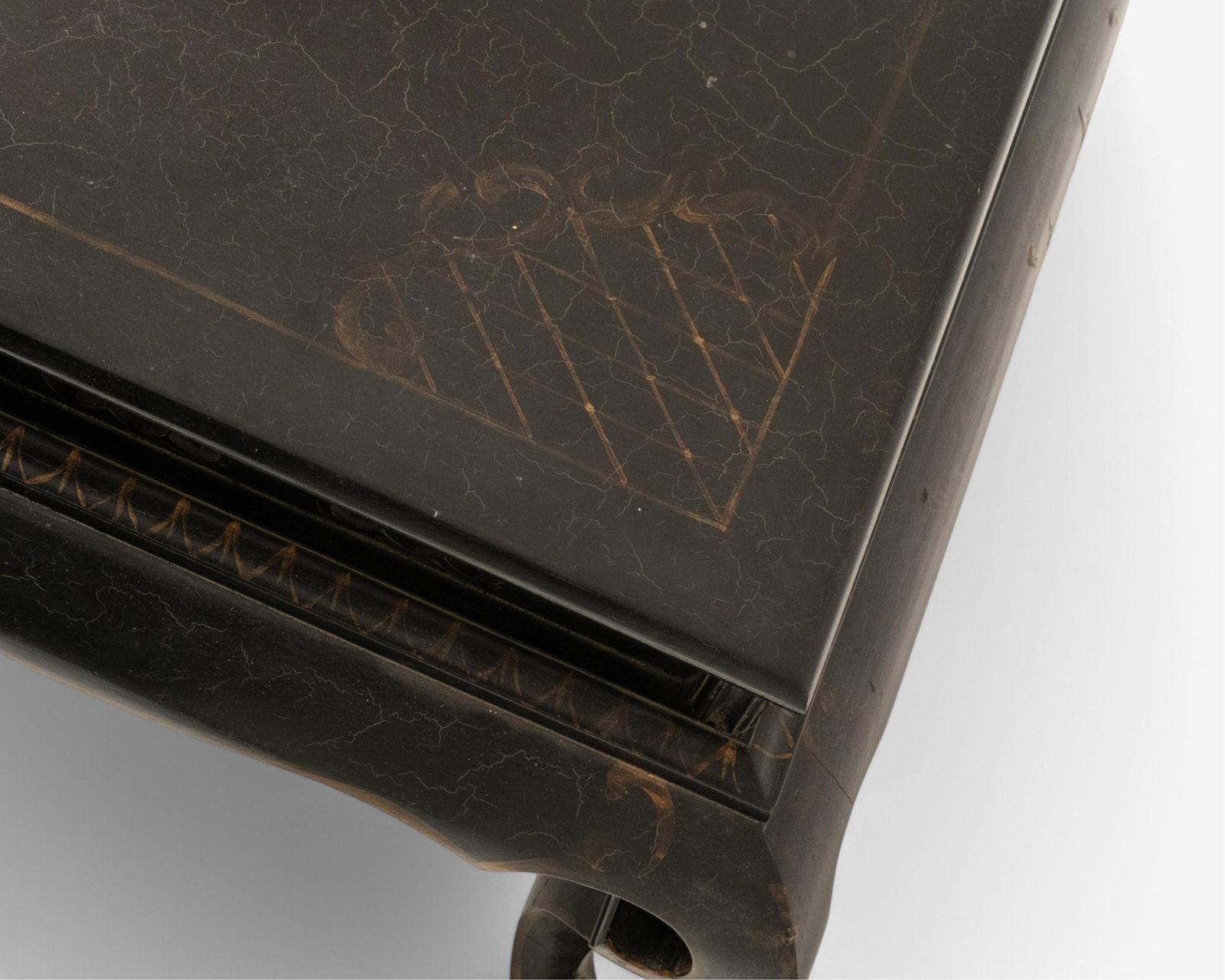 No Reserve- Antique Black Lacquered and Gilt Low Table - 7