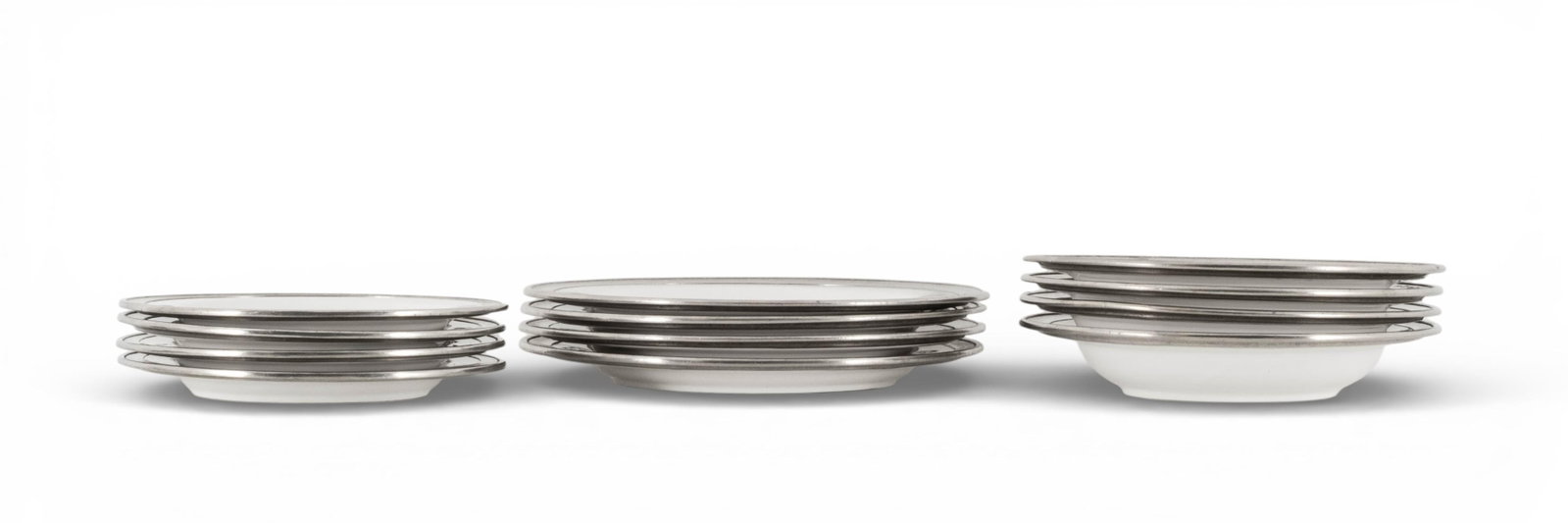 No Reserve- 17-Piece Match Convivio Italian Pewter Trimmed Ceramic Dinnerware Set - 4