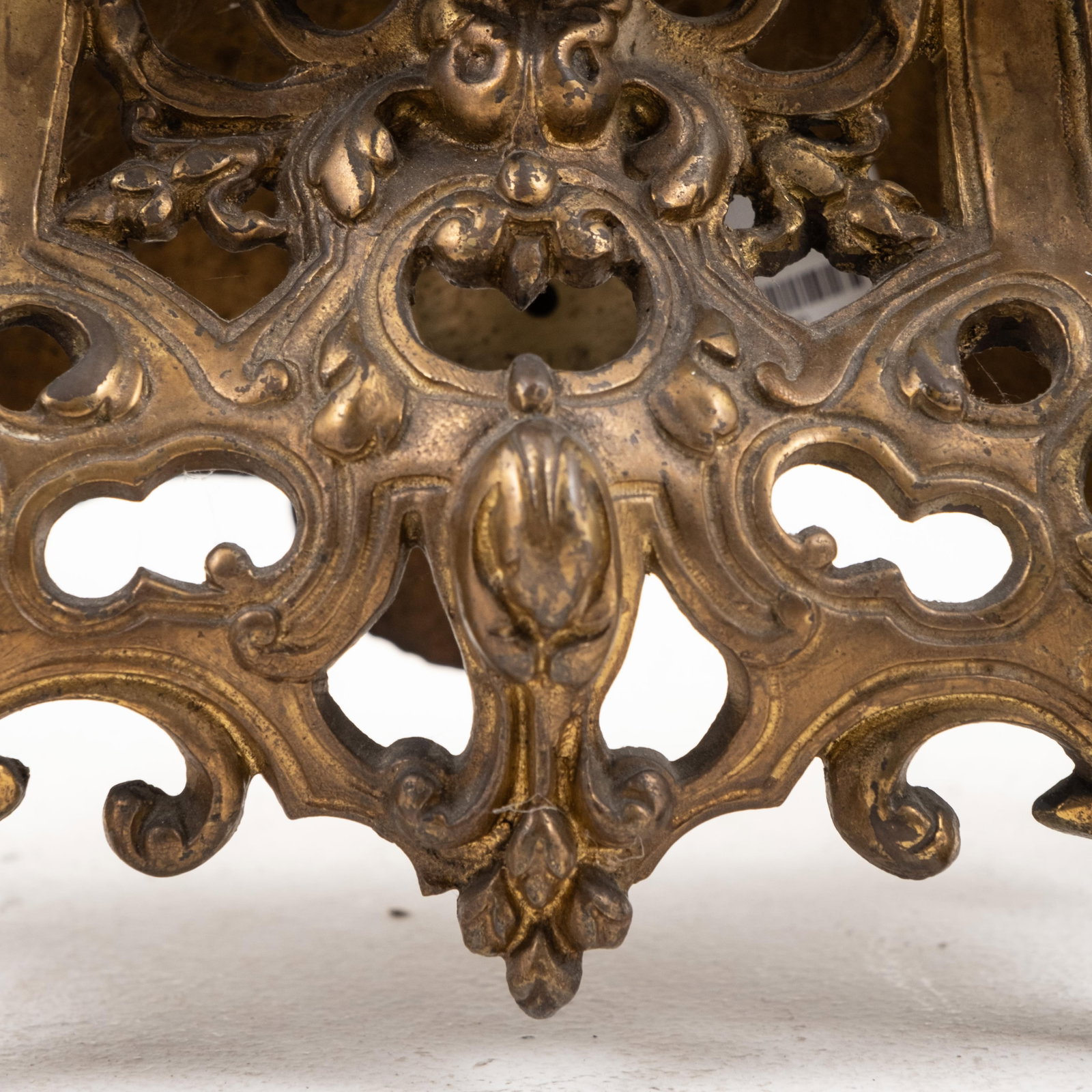 No Reserve- Neo-Gothic Bronze Mantel Clock with Enameled Dial, 19th Century - 6