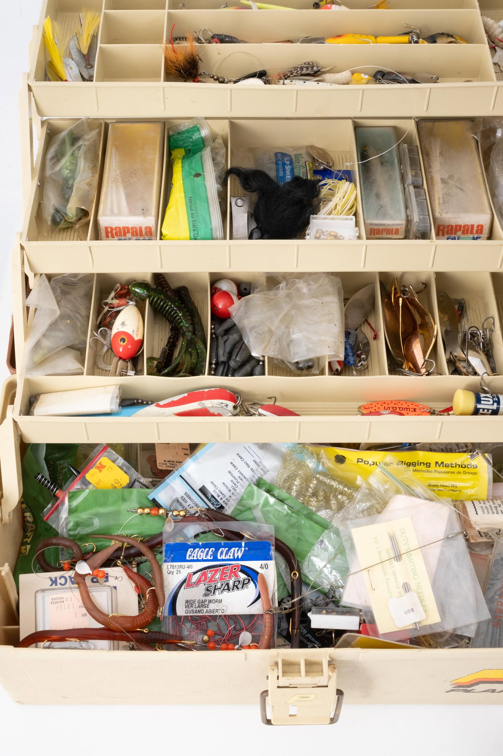 No Reserve- Large Group of Vintage Fishing Tackle Boxes, Lures, Reels and Accessories - 7