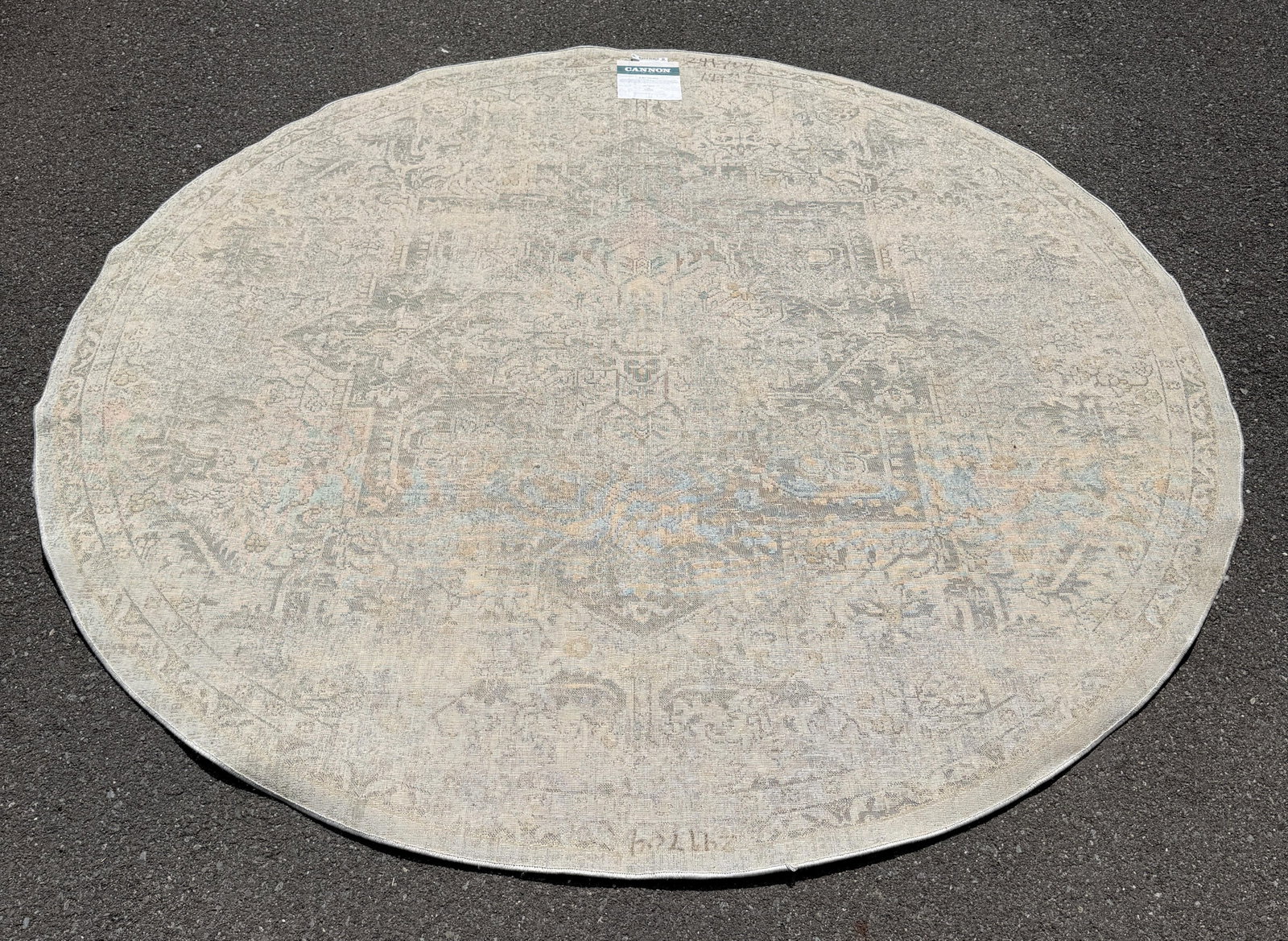 Cannon 8’ Round Distressed Persian-Style Wilton Area Rug - 8
