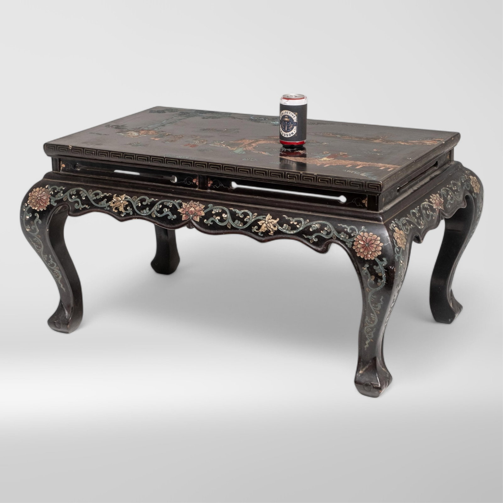 Chinese Black Coromandel Vintage Incised Lacquer Design Table - 4