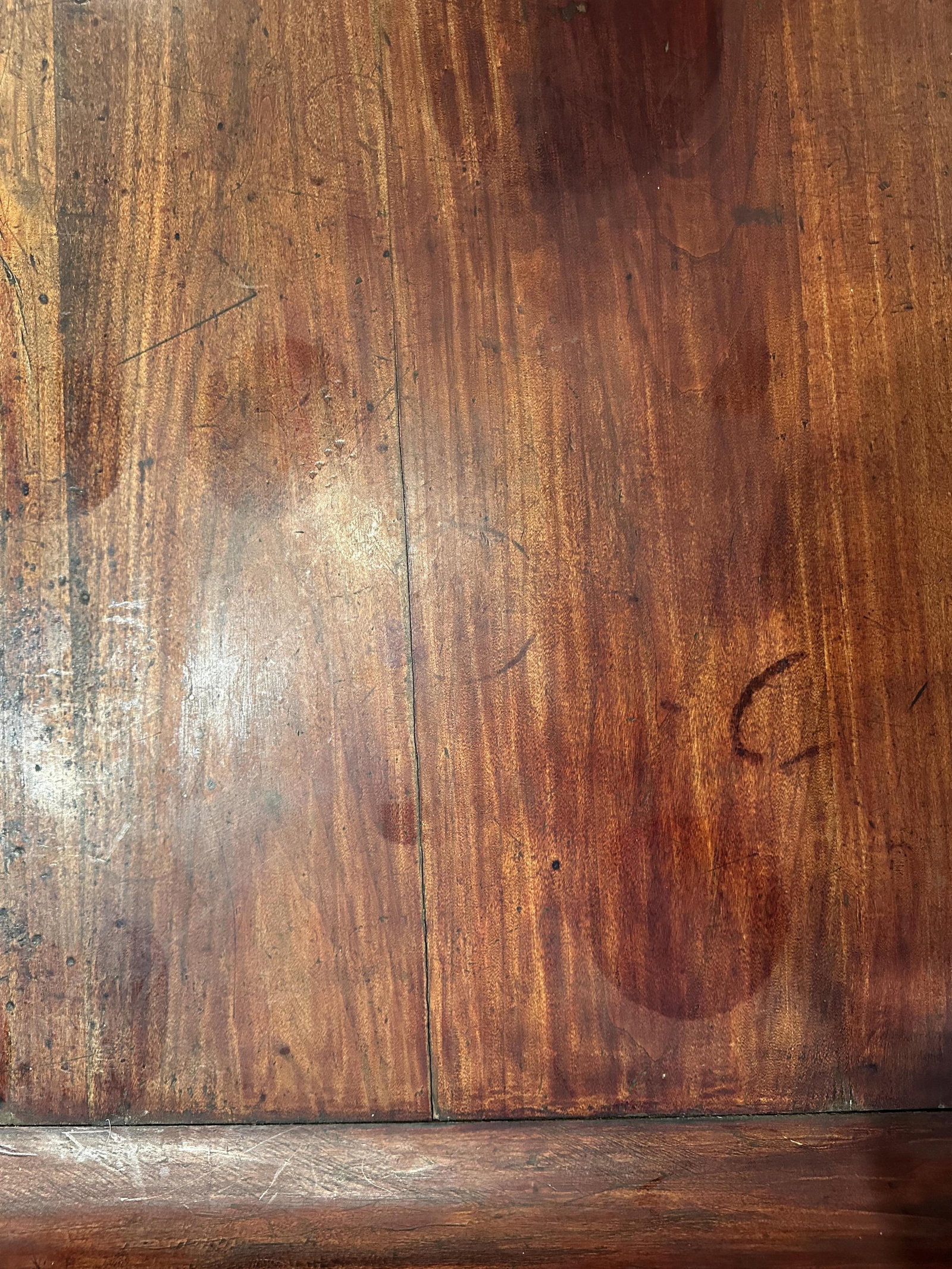 Chinese Antique Altar Table with Openwork Carvings and Dragons 19th Century - 7