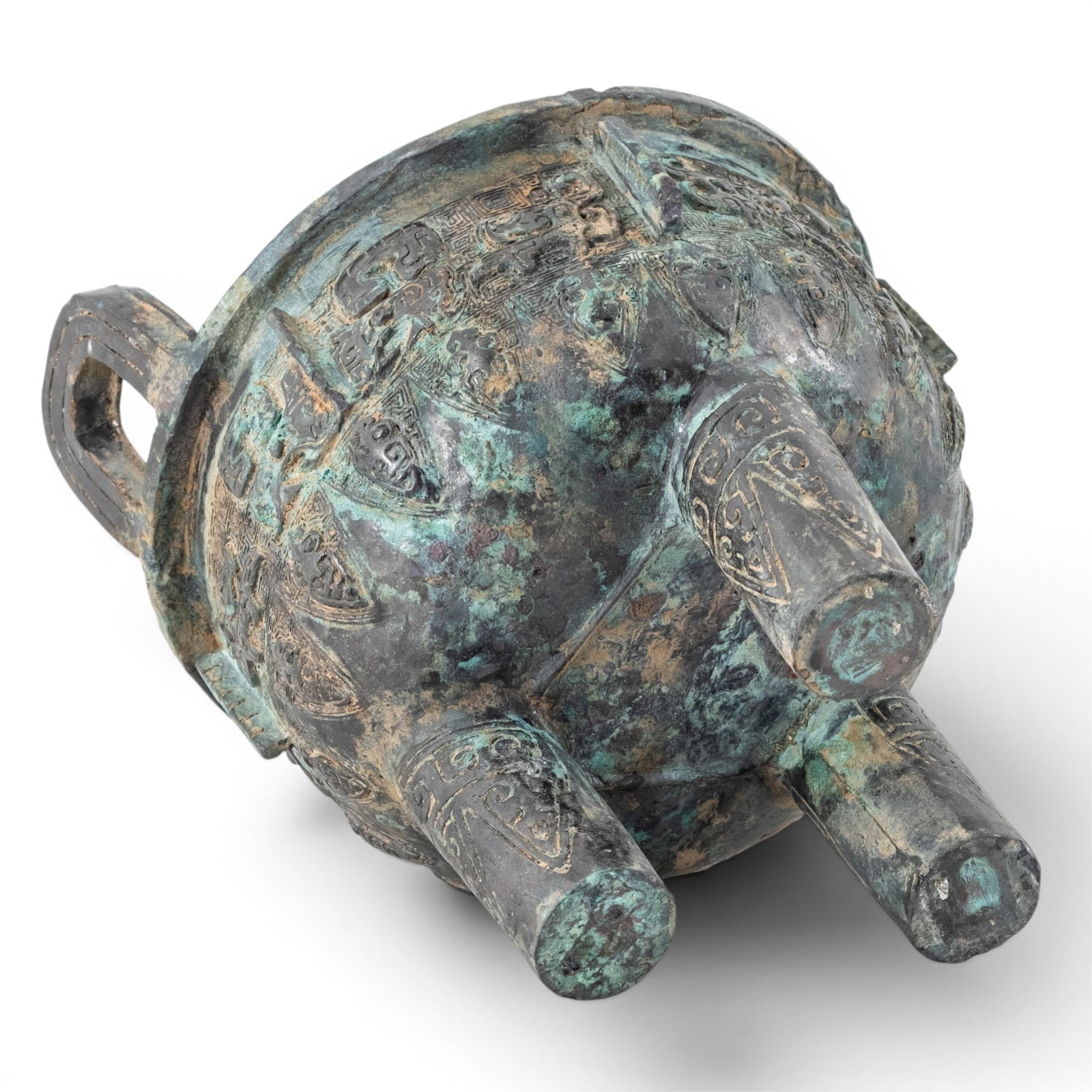 Chinese Archaic Bronze Tripod Ritual Food Vessel, Shang Dynasty Form - 7