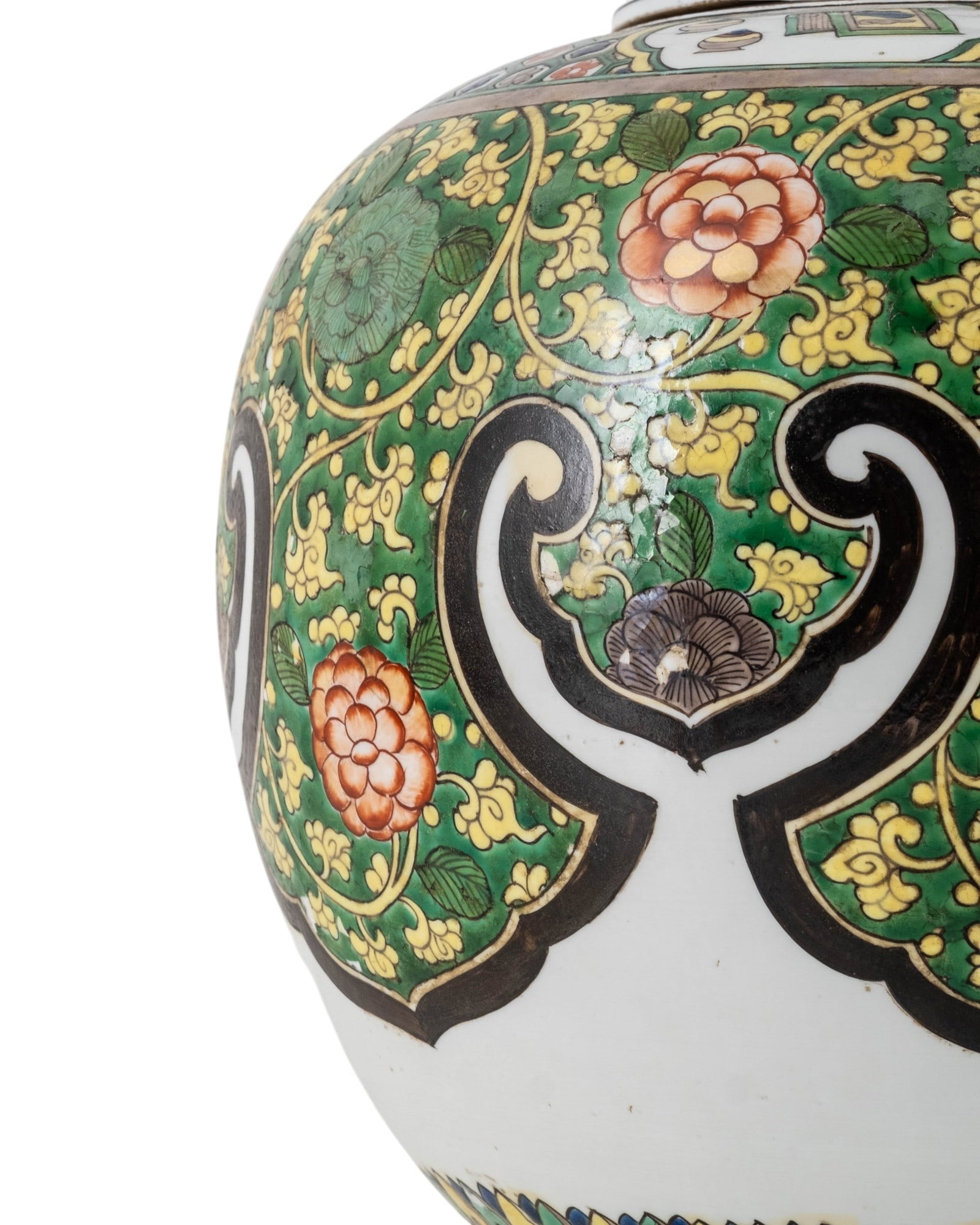 No Reserve: Large Chinese Famille Verte Covered Porcelain Ginger Jar - 5