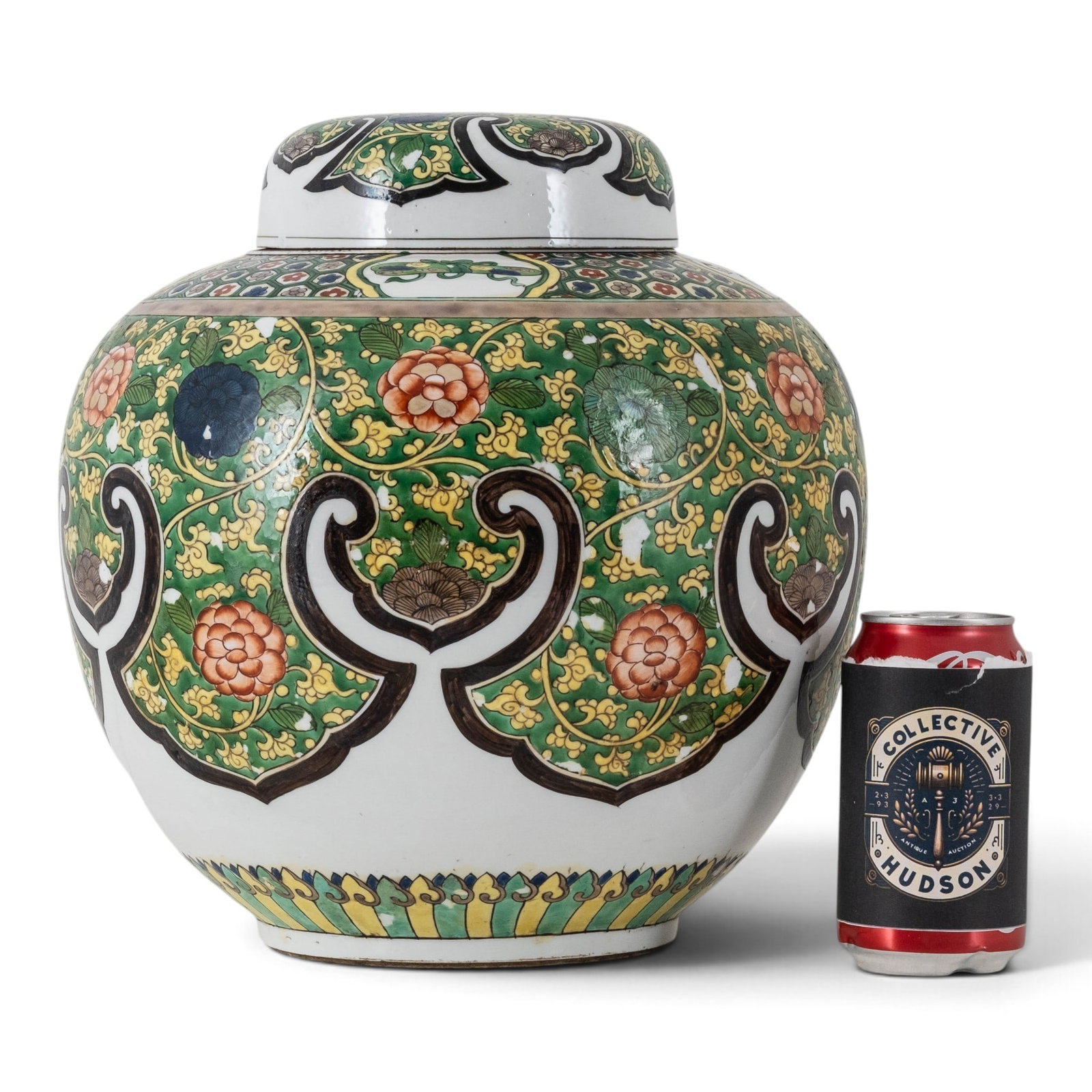 No Reserve: Large Chinese Famille Verte Covered Porcelain Ginger Jar - 2