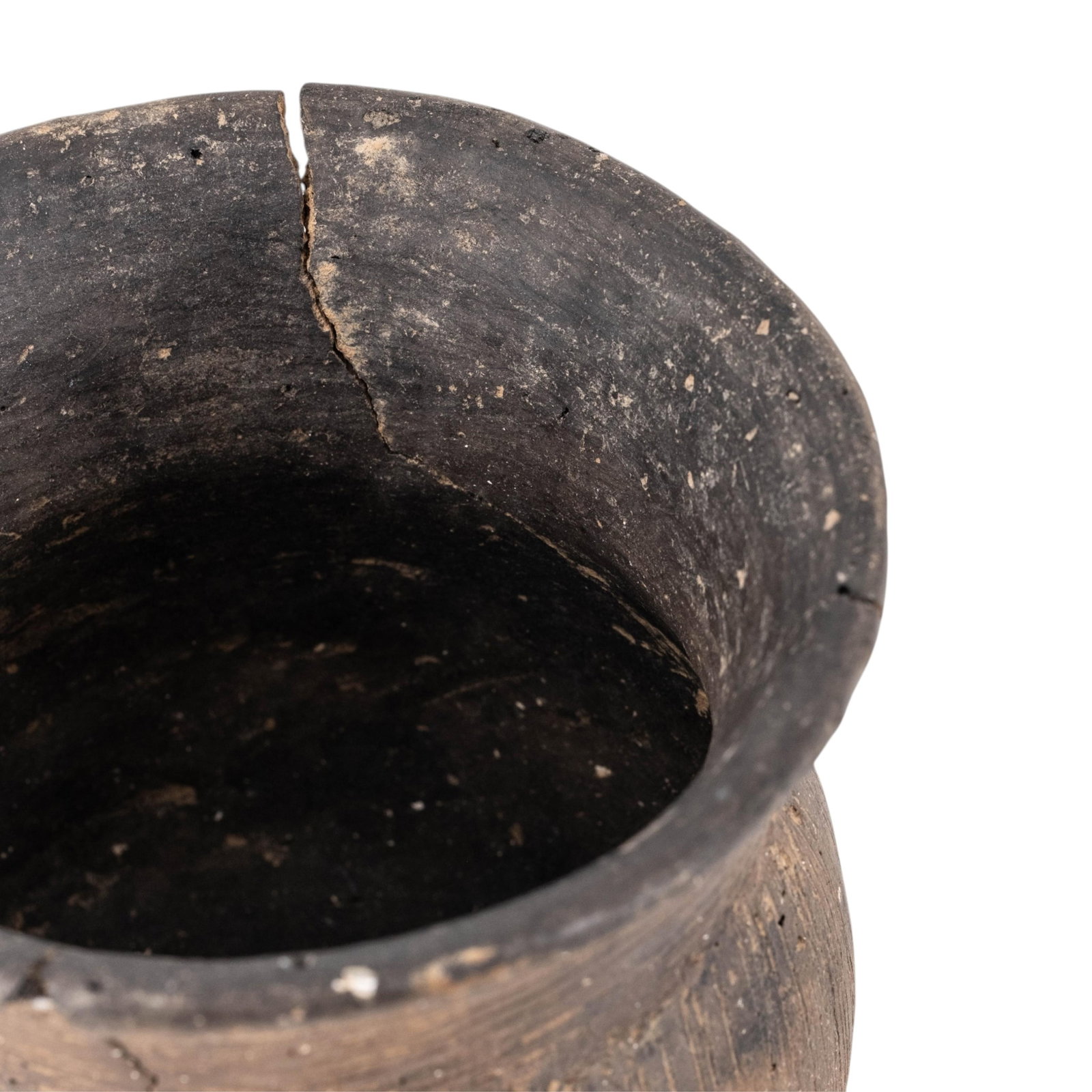 No Reserve: Early Native American Incised Pottery Vessel - 4