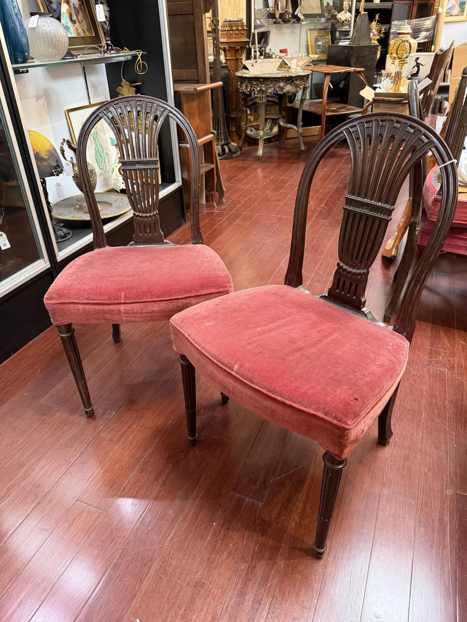 No Reserve: Set of 6 Victorian hand carved chairs, 19th Century Balloon Back Design - 3