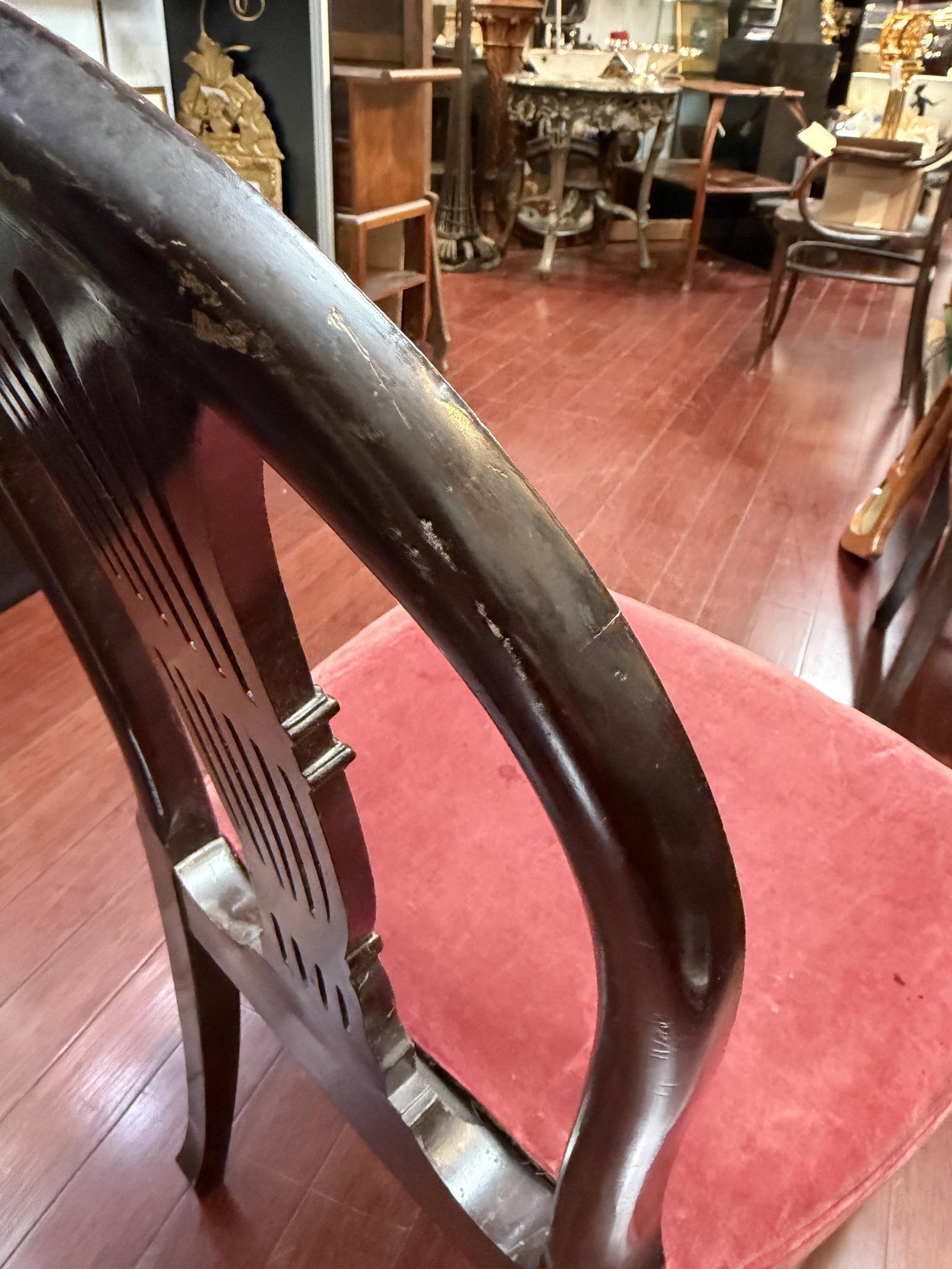 No Reserve: Set of 6 Victorian hand carved chairs, 19th Century Balloon Back Design - 6