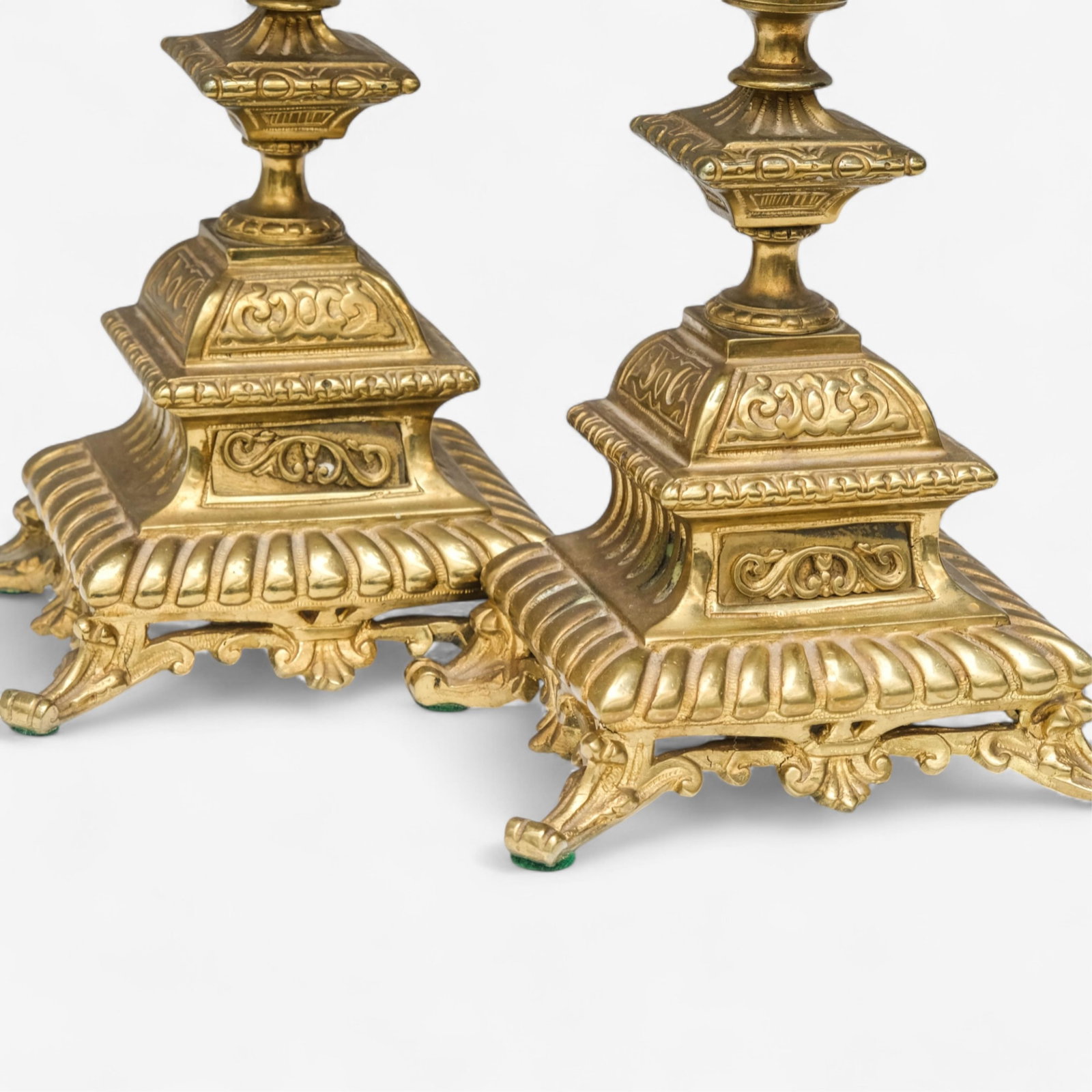 No Reserve: Pair of 17-inch French Napoleon III Bronze Candelabras, 19th Century - 5