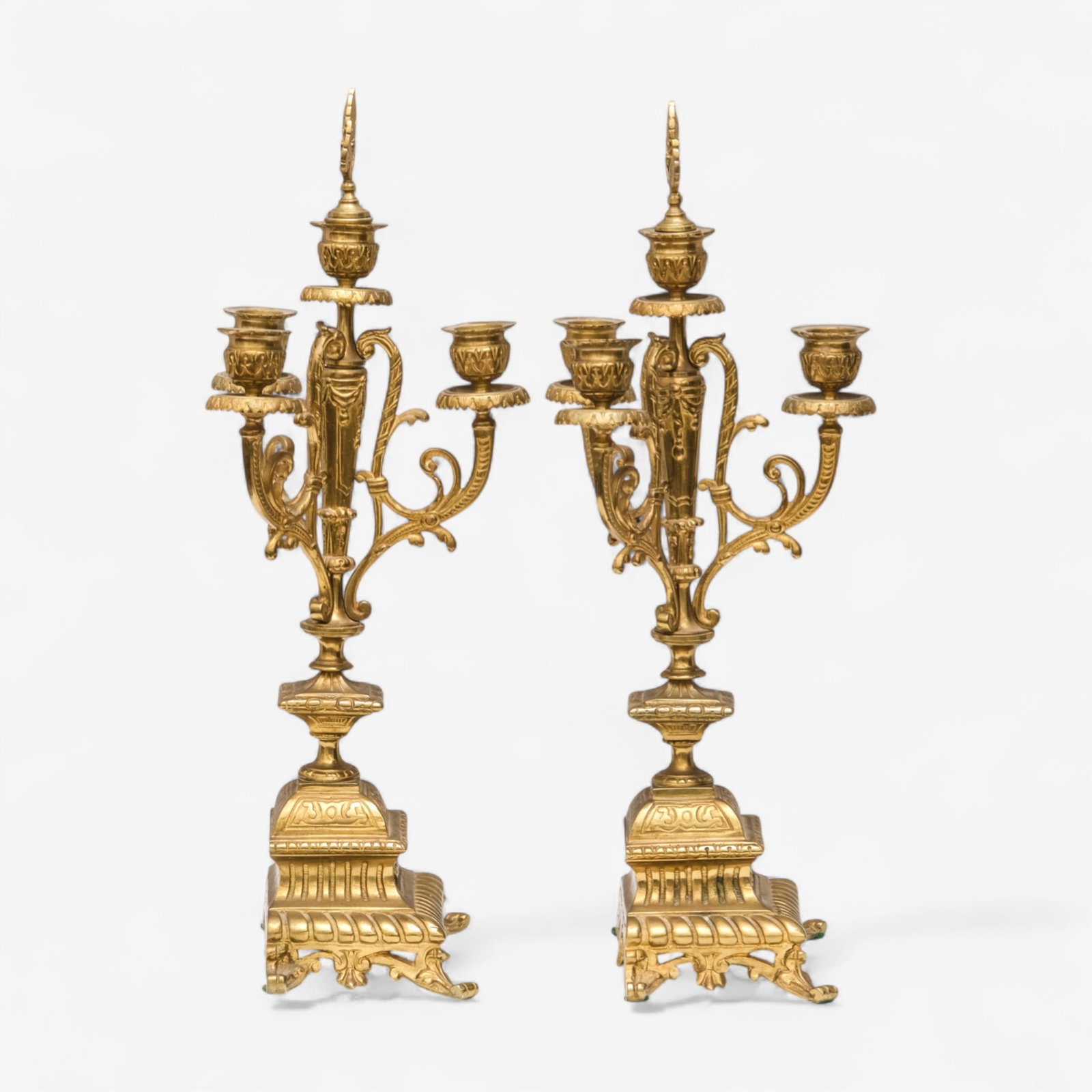No Reserve: Pair of 17-inch French Napoleon III Bronze Candelabras, 19th Century - 8