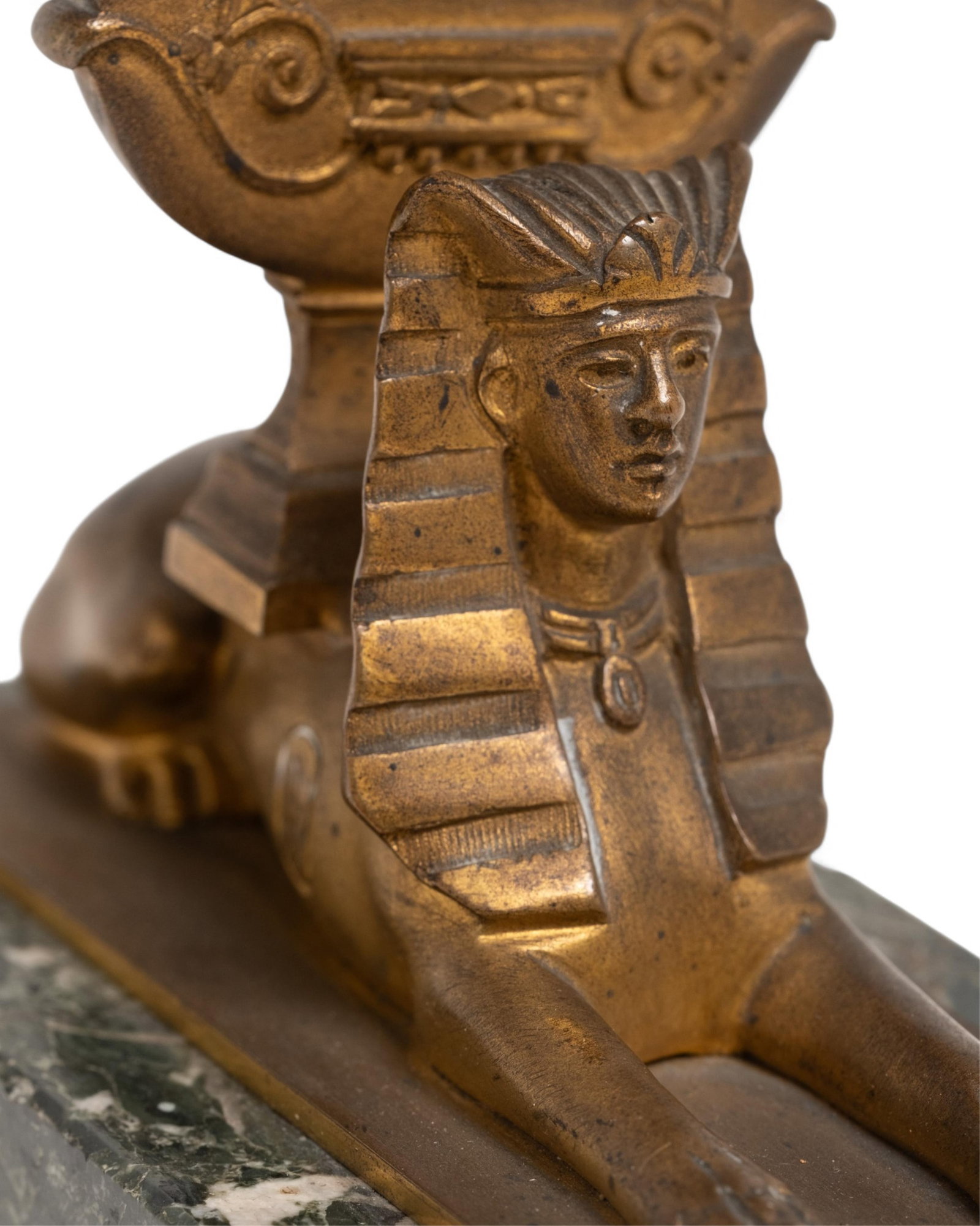 Empire Style Napoleon III Gilded Bronze Egyptian Revival Desk Clock with Sphinx and Eagle, 19th c. - 4