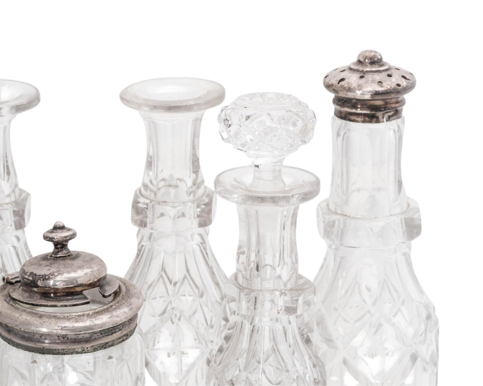 No Reserve: Silverplate And Seven-Bottle Cut Glass condiment Cruet Set - 4