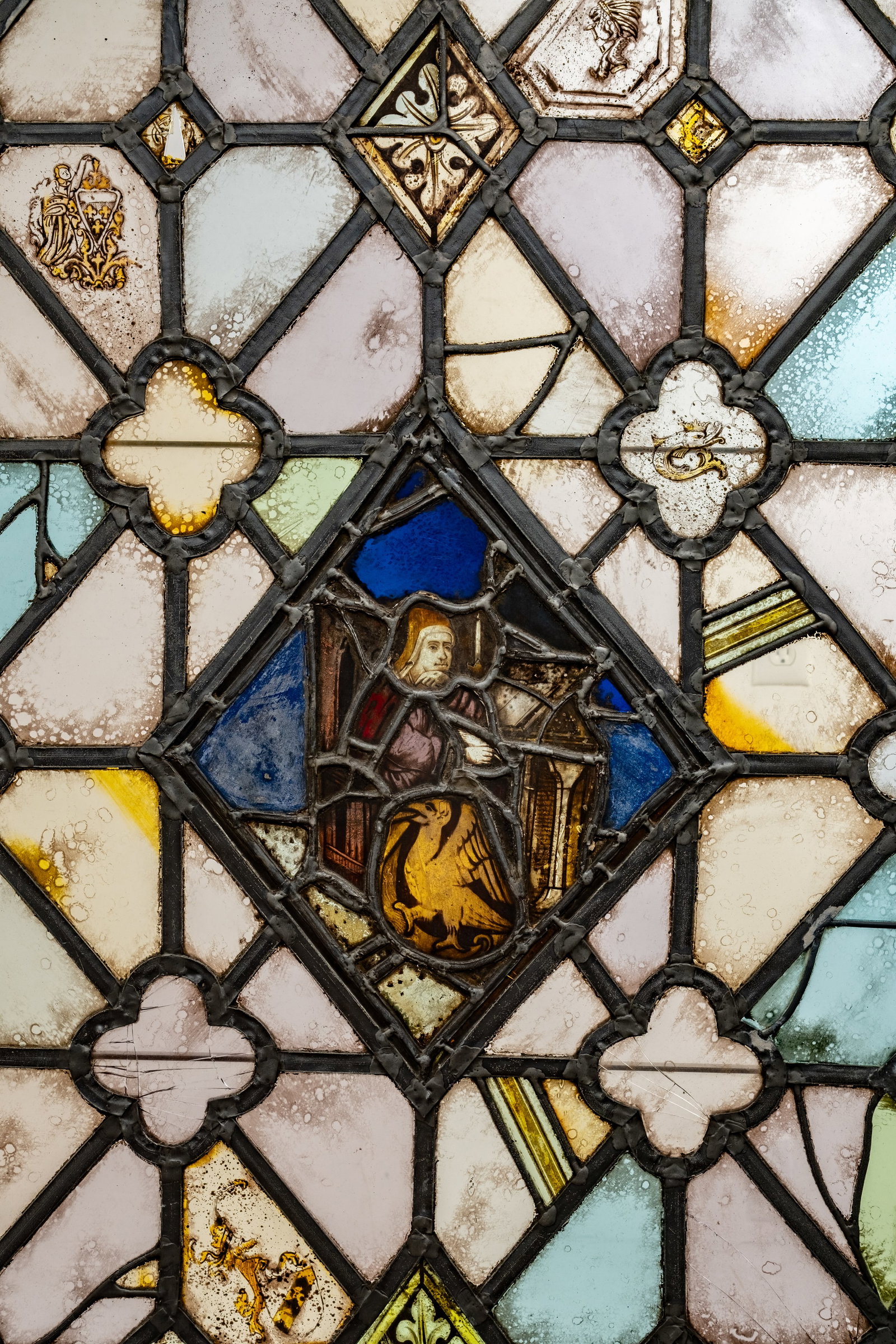 No Reserve: Pair Antique Gothic Stained & Leaded Glass Windows, 19th Century - 4