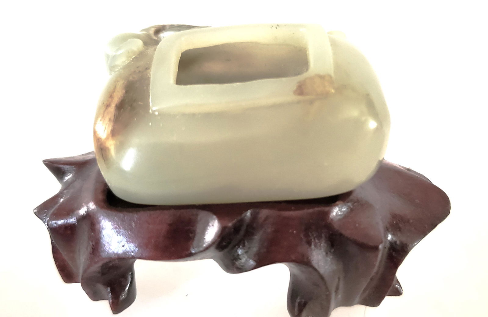 Chinese Miniature Jade Jar (1 of 5)