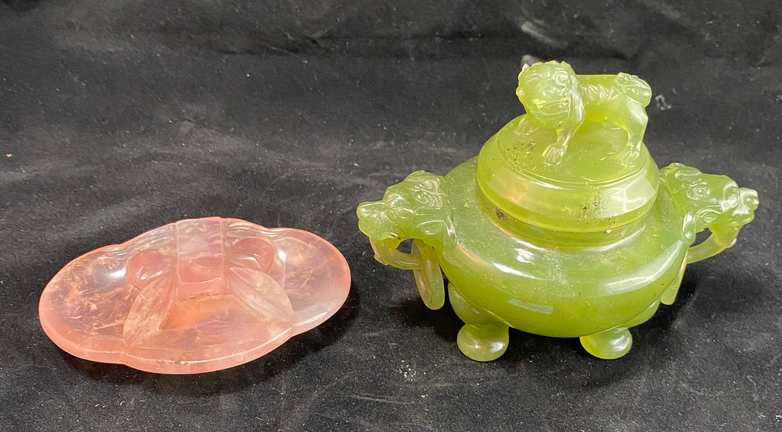 Chinese Hardstone Tripod Censer and Cover and a Rose Quartz Dish (1 of 6)