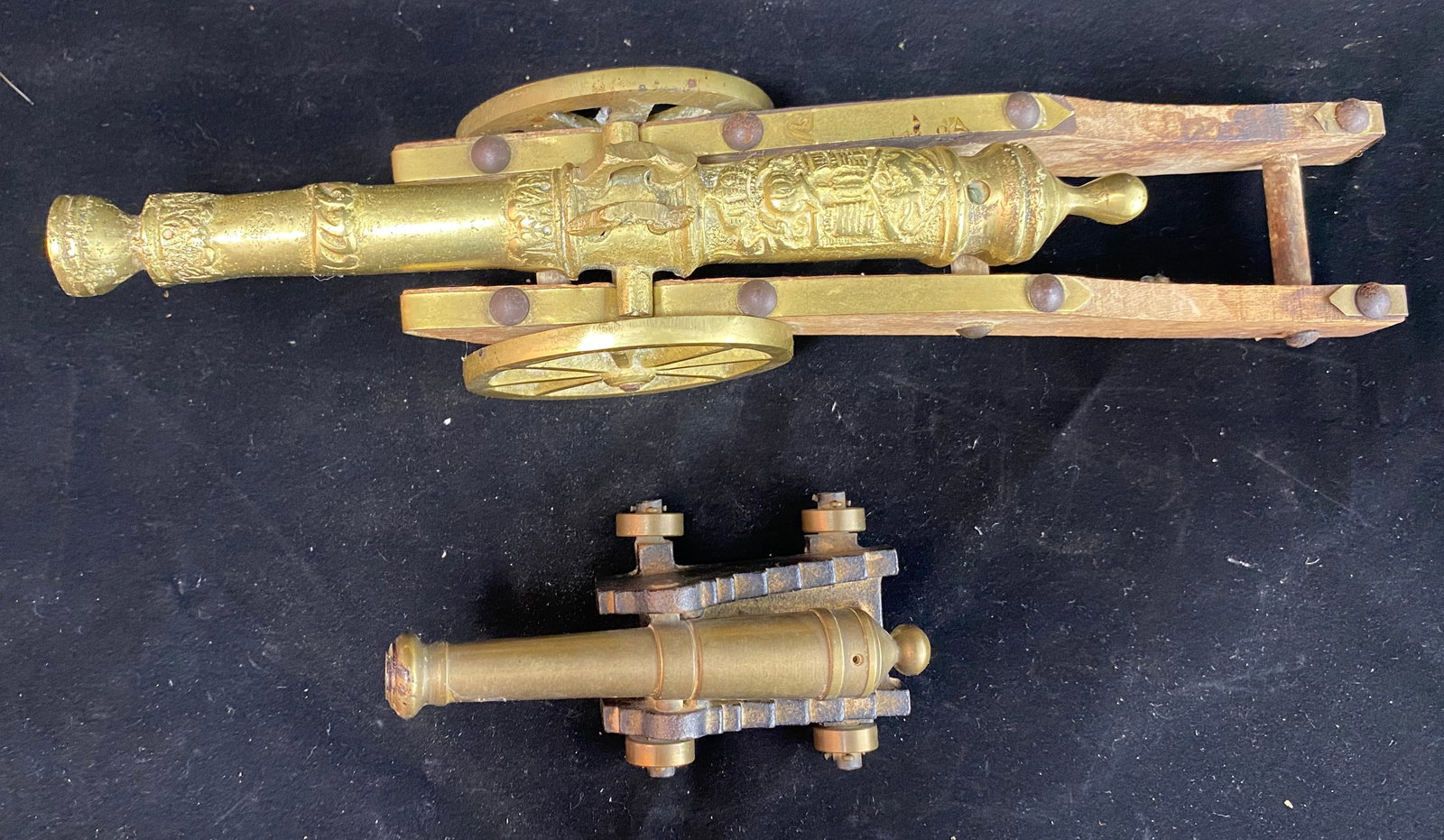 Two Antique Brass Model Cannons - 3