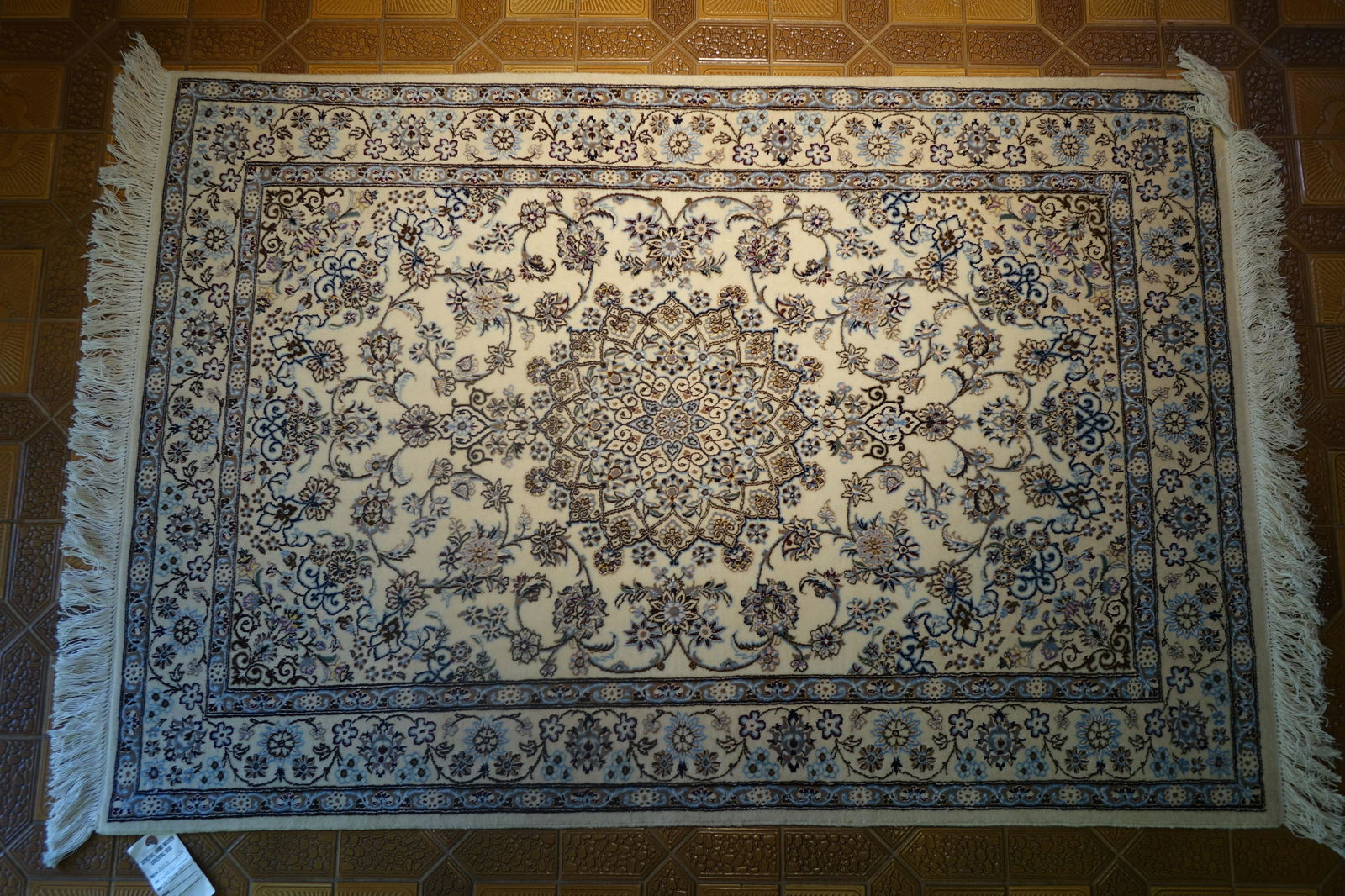 Persian Rug Nain 500 Knots per inch, Size 4.9 x 3.1 (1 of 5)