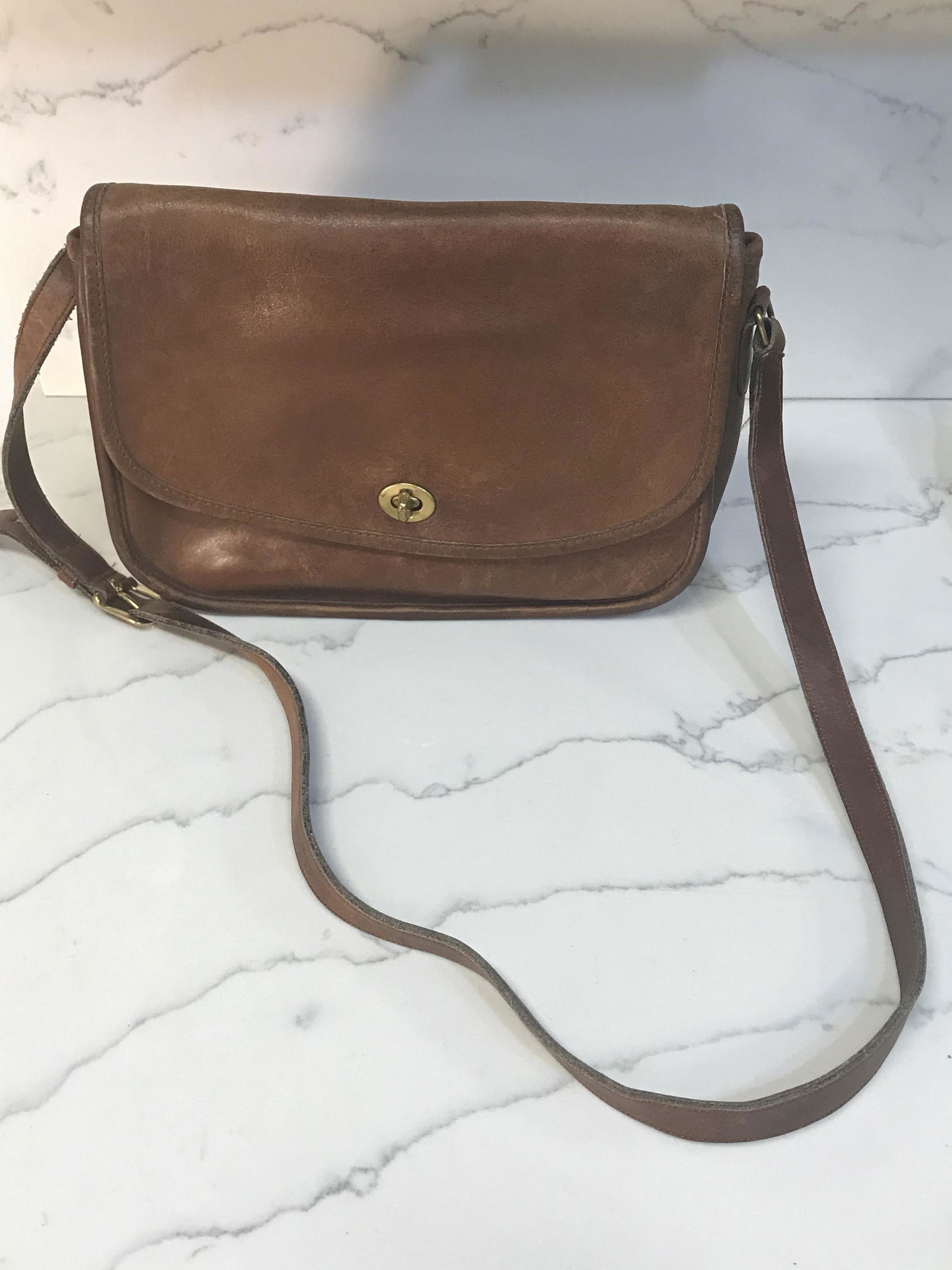 Vintage Leather Coach Purse In Brown (1 of 1)