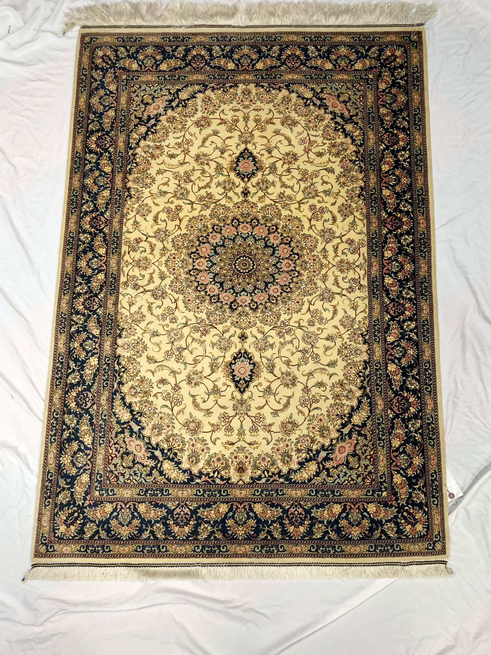 Very Fine Persian Silk Qum (3'-5" x 5'-5") (1 of 4)