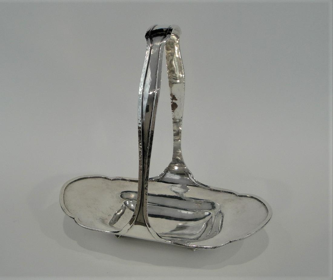 Gorham 1912 Arts & Crafts Footed Sterling Basket. (1 of 9)