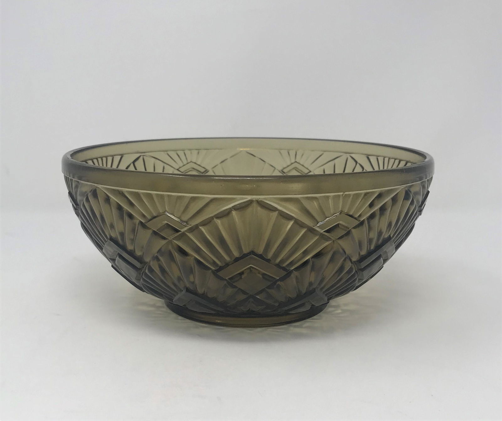 French Art Deco Glass Bowl, c.1935. (1 of 5)