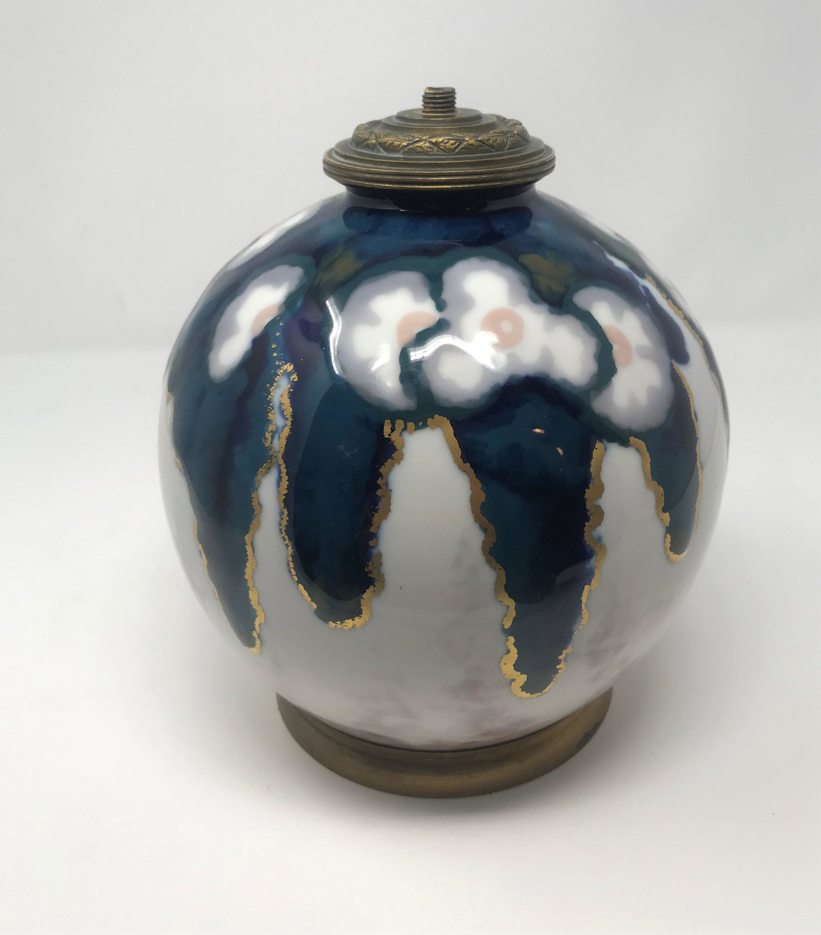 Camille Tharaud, Limoges Porcelain Lamp, c 1920's.: A vintage French Limoges lamp by Camille Tharaud (French 1878-1956) with original French brass fittings. Hand painted, polychrome glaze design of wysteria flowers and vines with gold gilt high-lights.