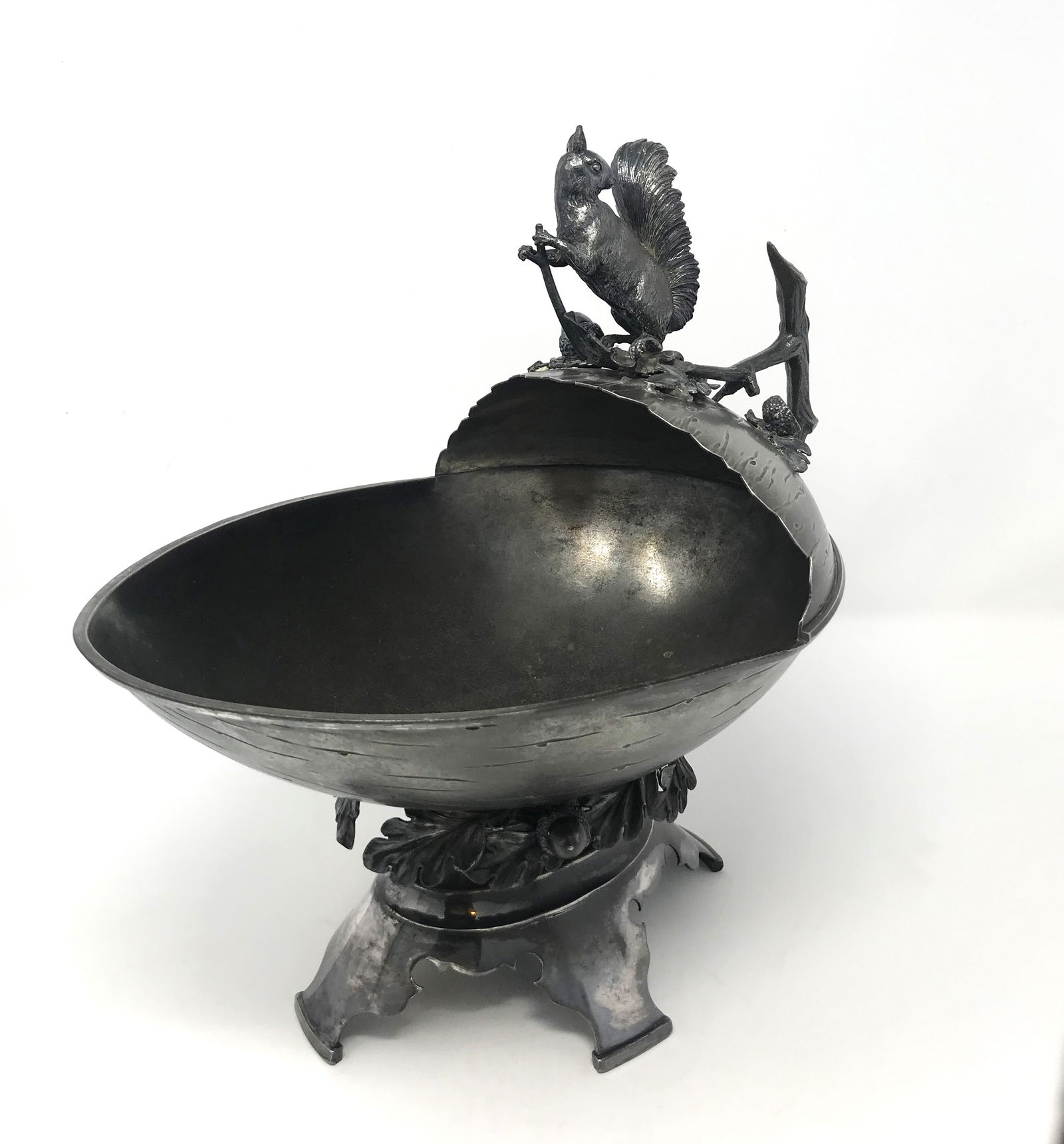 Middletown Plate Co. Silverplate Nut Bowl (1 of 6)