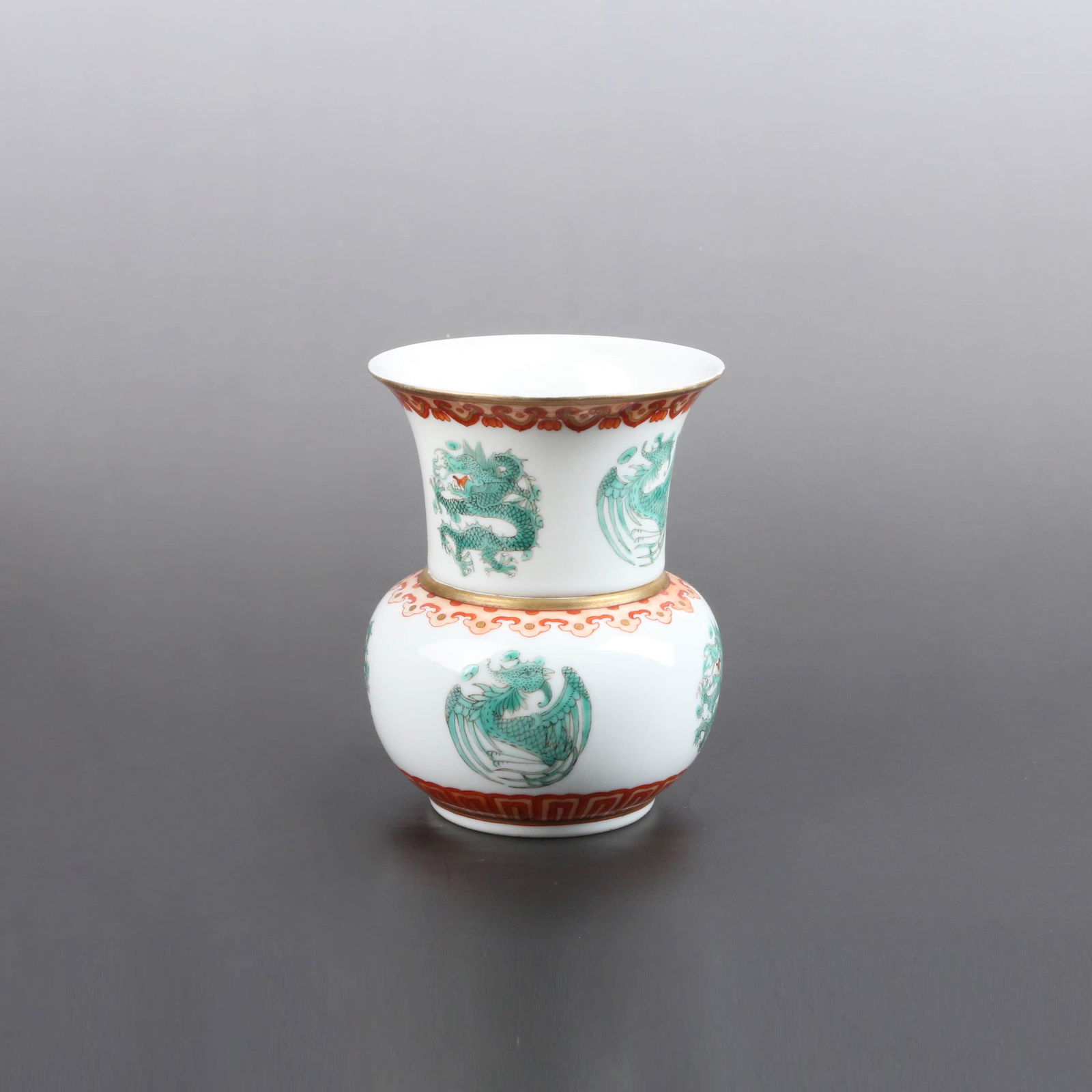 A Green Colored Dragon&Phoenix Pattern Porcelain Slag B: A Green Colored Dragon&Phoenix Pattern Porcelain Slag Bucket Height:10cm, Width:9cm,