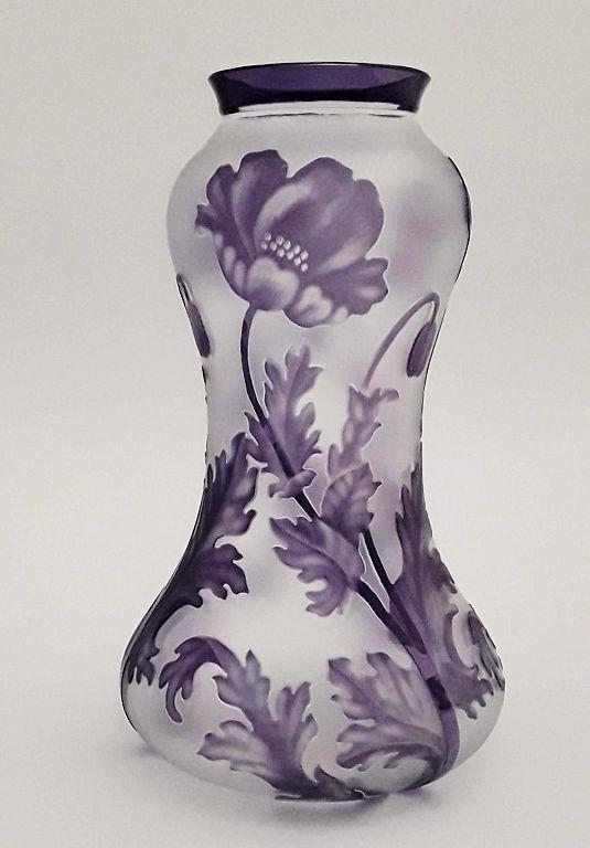 SPLENDID ART NOUVEAU CAMEO GLASS VASE: Val St Lambert, Belgium, Circa 1900 - 1930 Beautiful etched purple poppies on clear ground Signed - in very good condition with normal wear to bottom. 8.25" x 5"