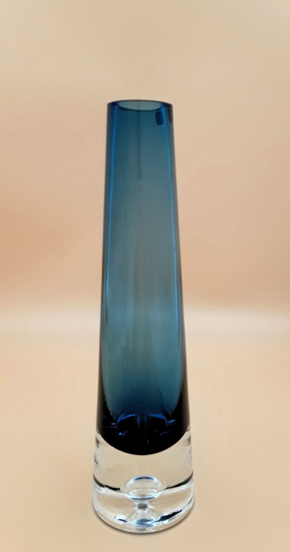 MID CENTURY SWEDISH ART GLASS VASE: Sweden, circa 1950s/1960s Designer: Bo Borgstrom, Aseda, Svensk Form Hand-blown tapered cylinder form vase with controlled bubble in base. 10.5" h x 3.75" w