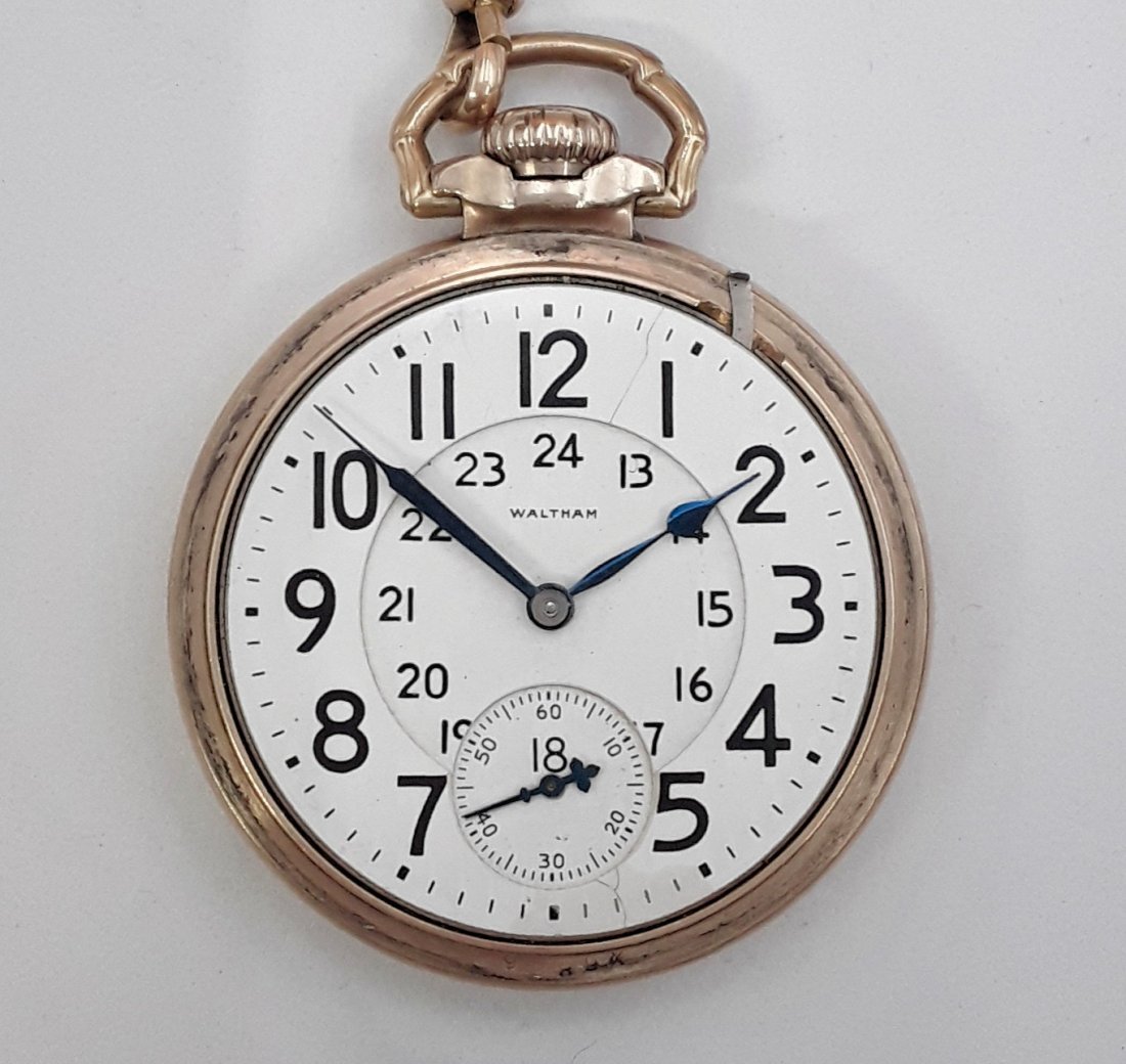 ANTIQUE WALTHAM RAILROAD POCKET WATCH: Waltham 21 jewel railroad grade, Crescent St. lever set railroad pocket watch circa 1921 10K gold filled Wadsworth case 2.5" X 2"