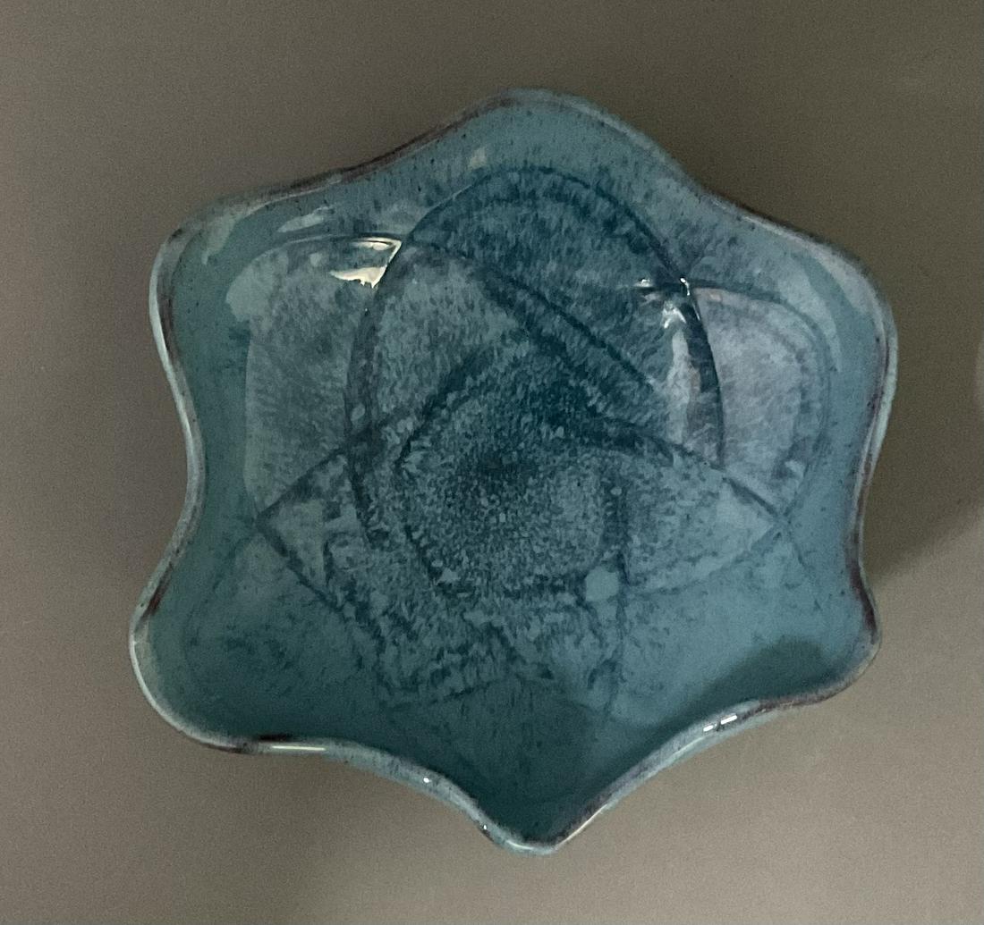 LORENZEN MID CENTURY ART POTTERY SGRAFFITO BOWL (1 of 5)