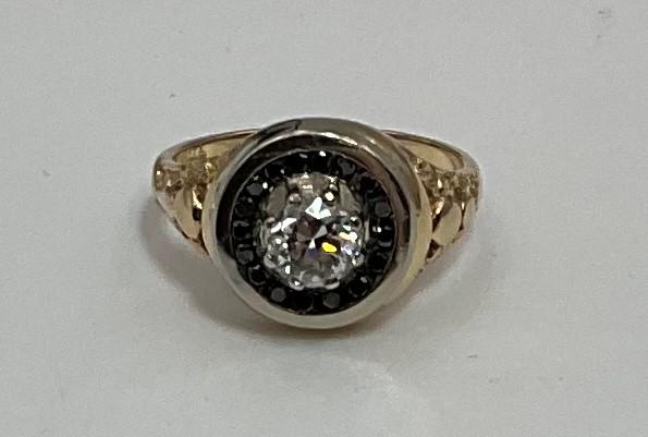 ART DECO PERIOD LADIES 14k GOLD AND DIAMOND RING (1 of 5)