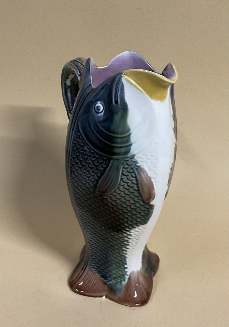 VINTAGE MAJOLICA  ART POTTERY (1 of 5)