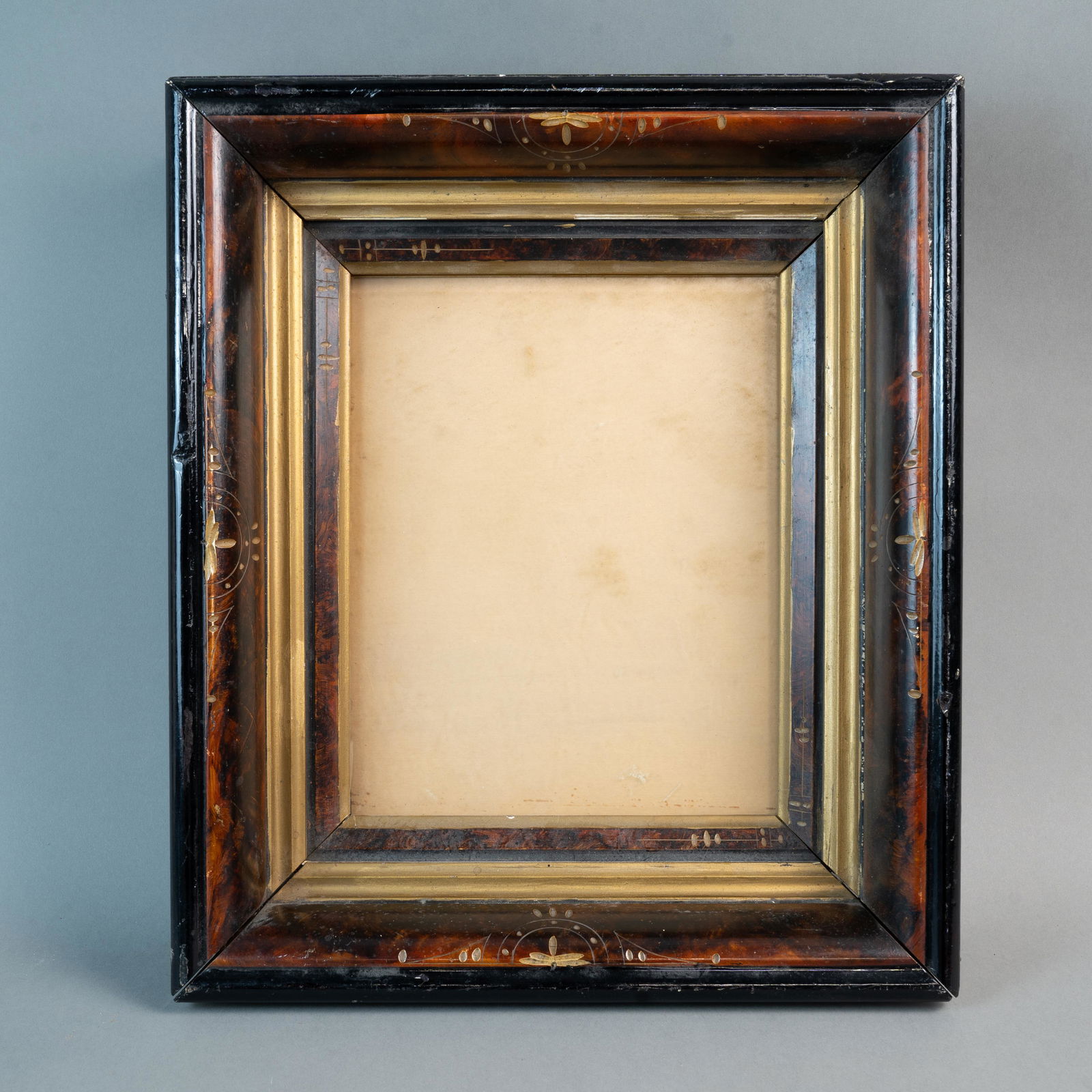GOOD VINTAGE/ANTIQUE  PICTURE FRAME (1 of 7)