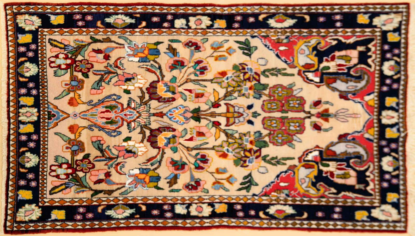 PERSIAN HAMADAN RUG: Iran, probably Hamadan, last quarter 20th century. Attractive hand-knotted wool on cotton rug in good condition. Approx. 39" x 56"