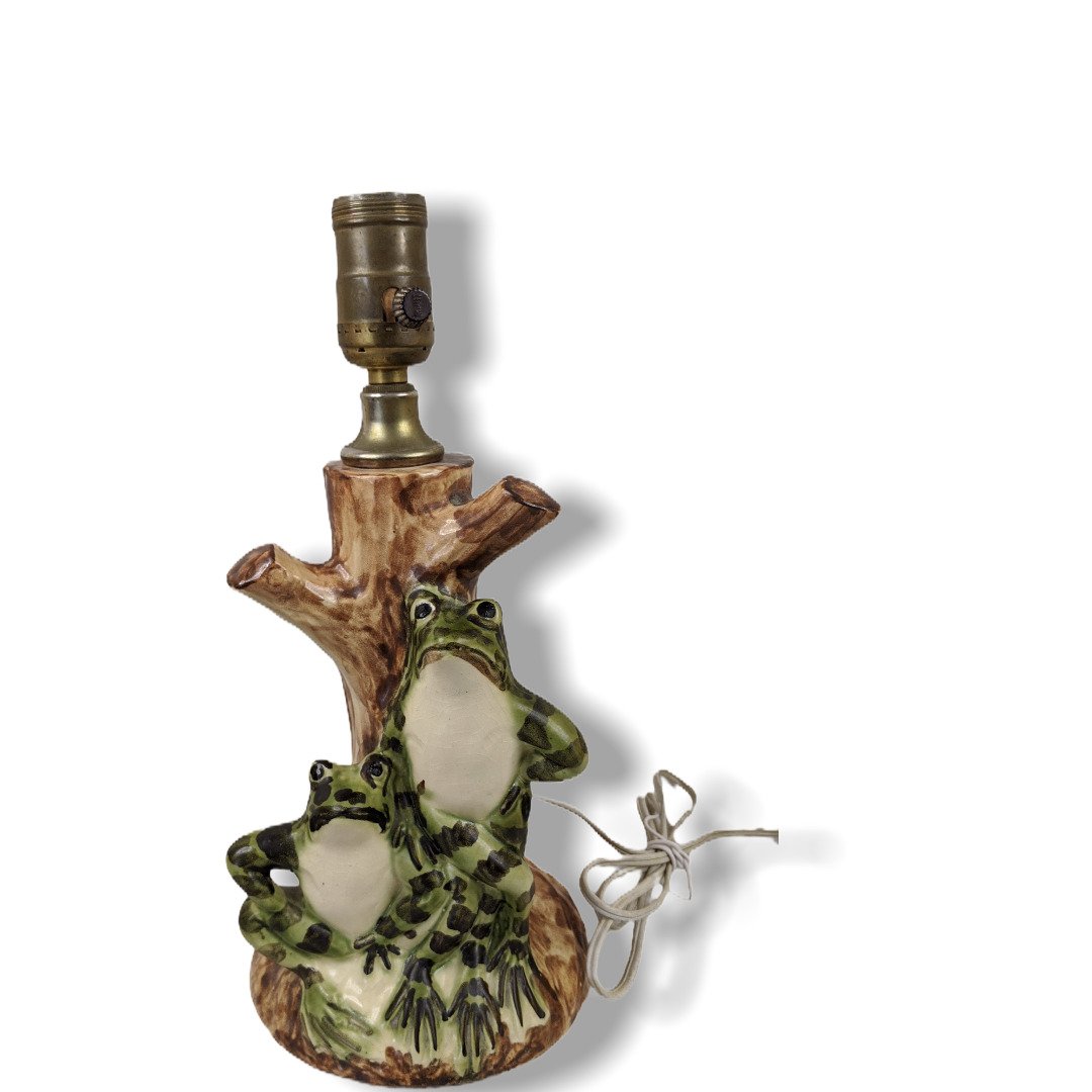 Brush McCoy Frog Lamp (1 of 4)