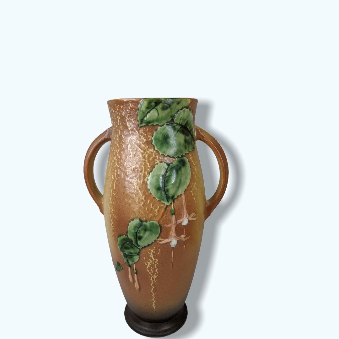 Roseville Fuchsia Pottery (1 of 4)