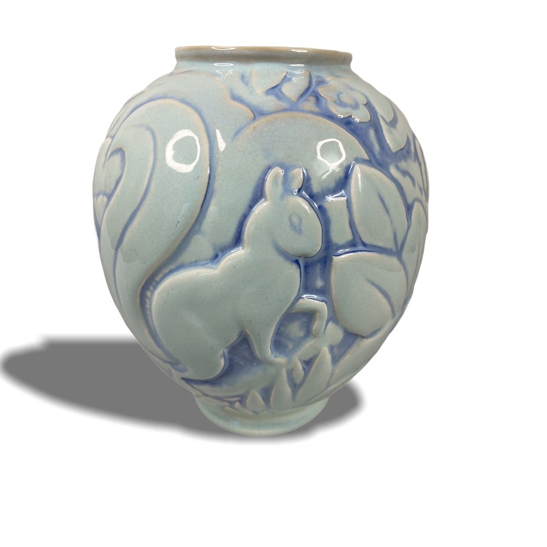 Cowan Squirrel and Bird vase (1 of 4)