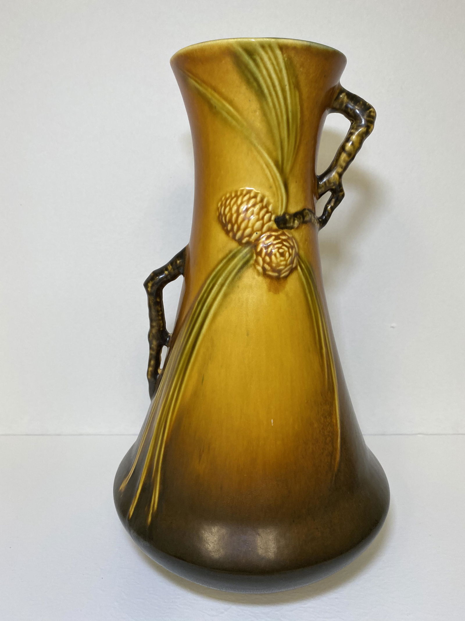 Roseville Pottery Large Vase (1 of 2)